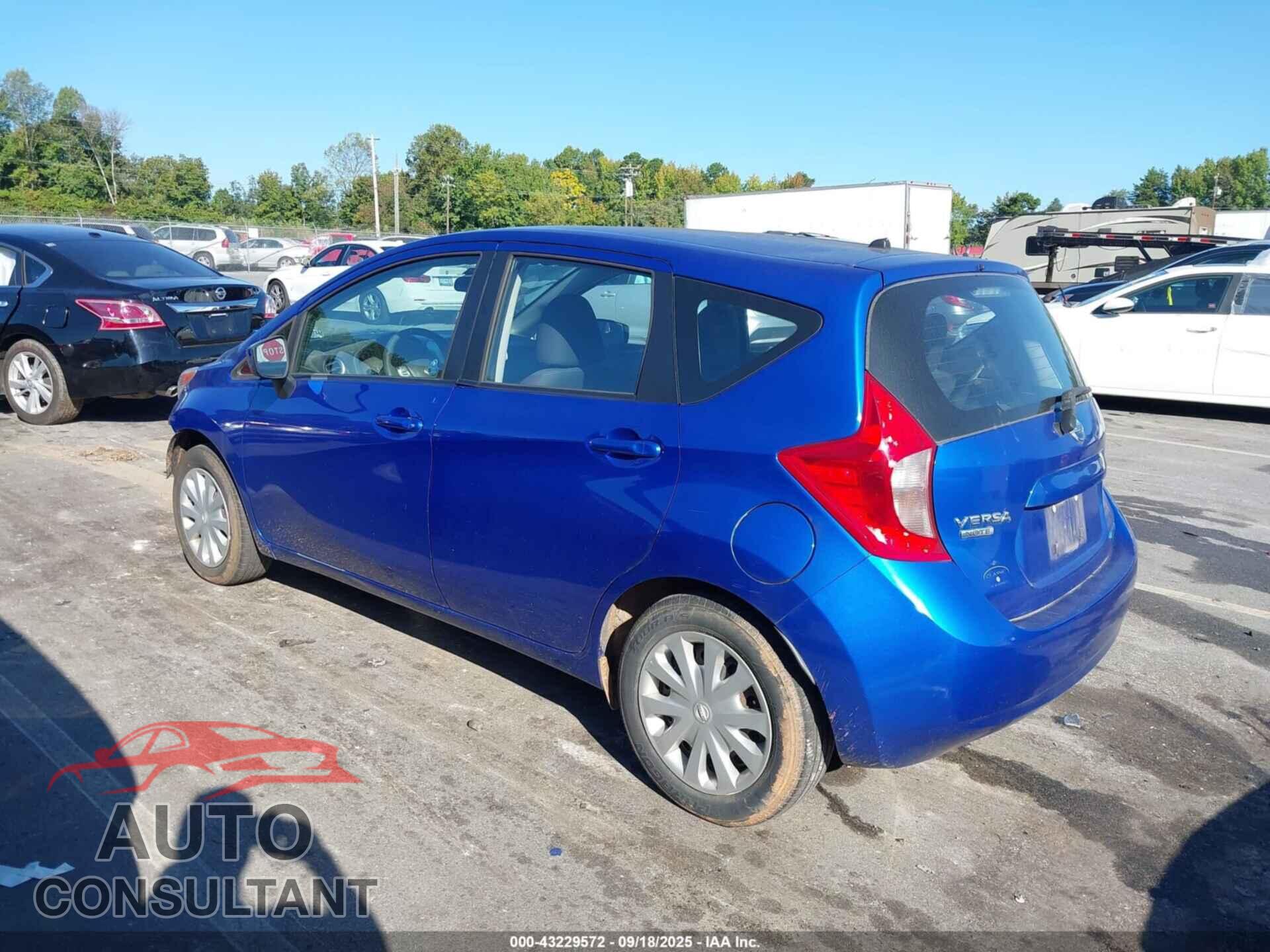 NISSAN VERSA NOTE 2015 - 3N1CE2CP2FL383067