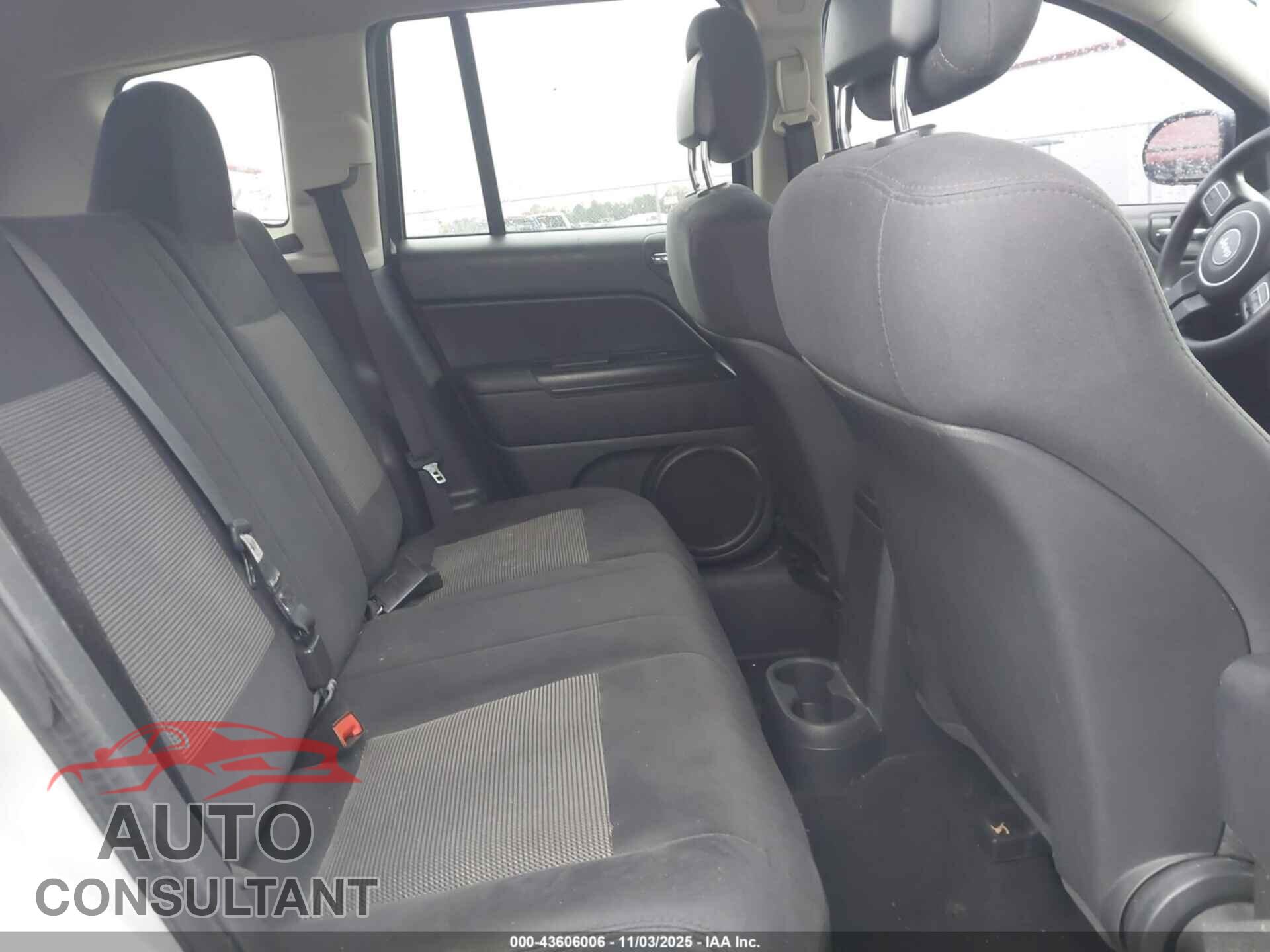 JEEP COMPASS 2011 - 1J4NT1FA1BD224533