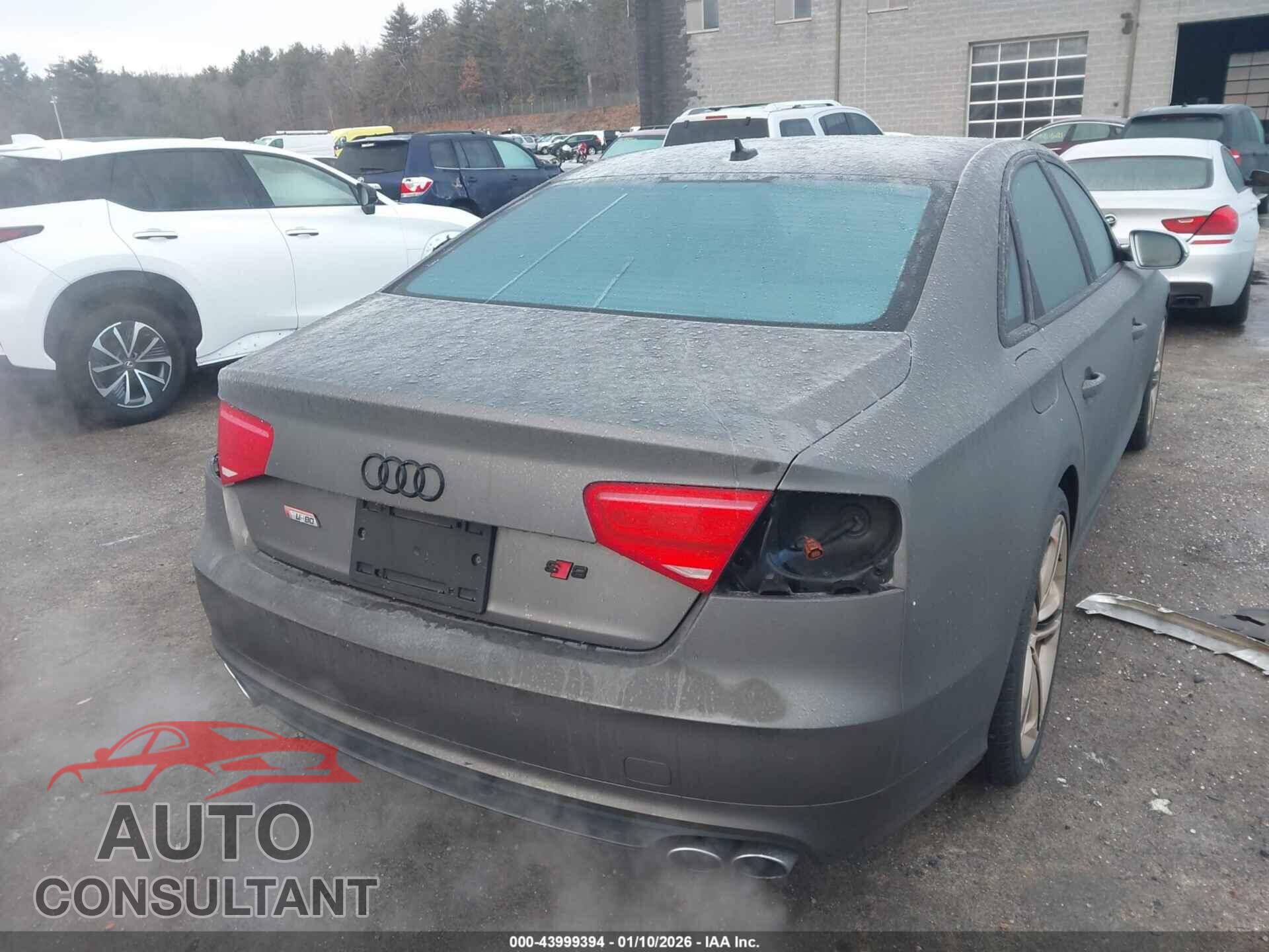 AUDI S8 2013 - WAUD2AFD3DN010491