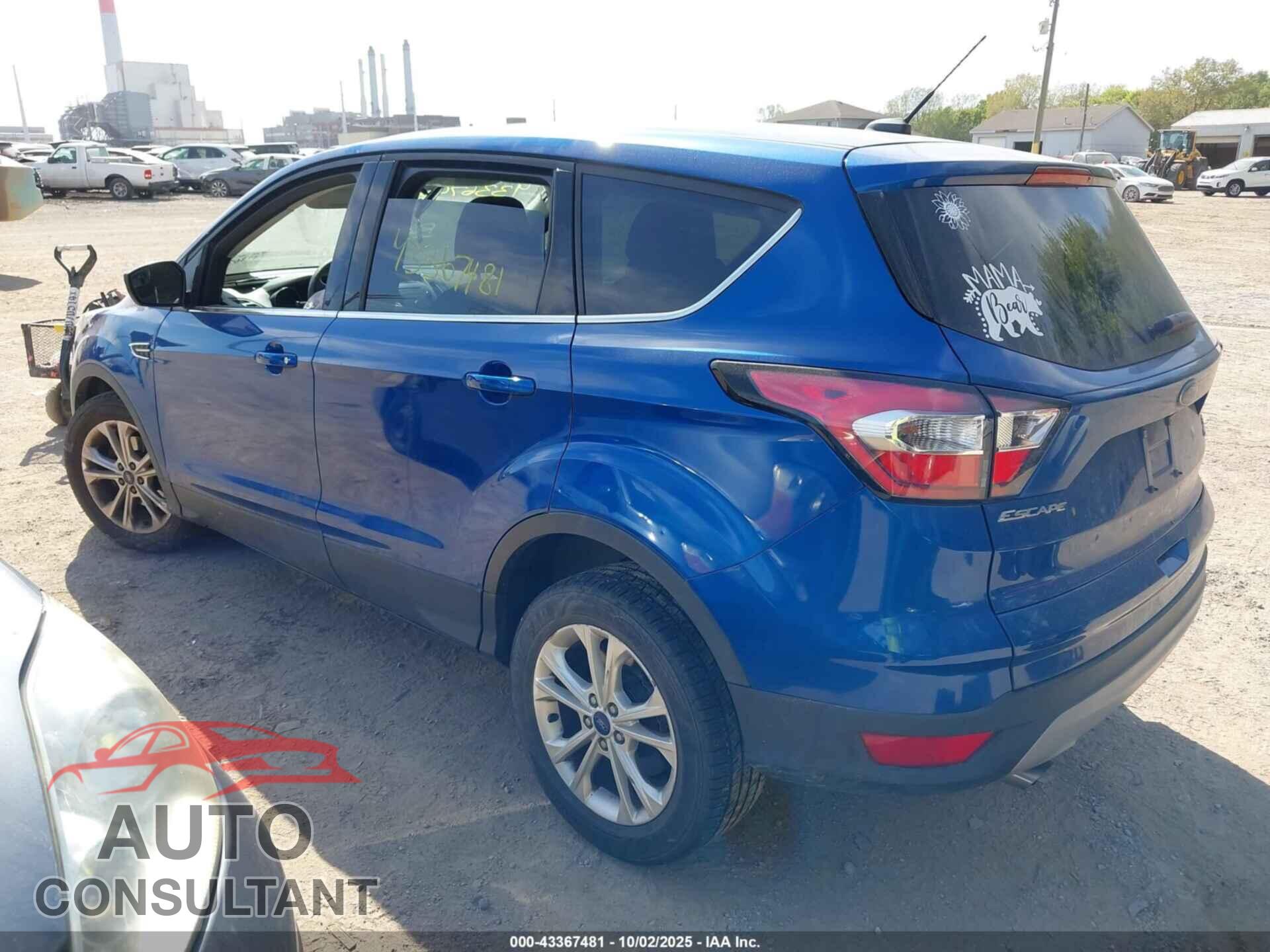 FORD ESCAPE 2017 - 1FMCU0GD4HUC08862