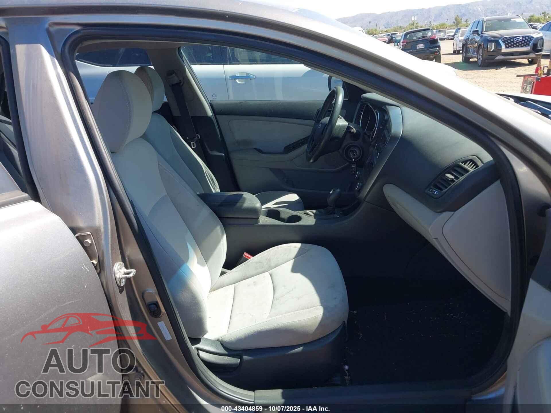 KIA OPTIMA 2012 - 5XXGM4A77CG007701