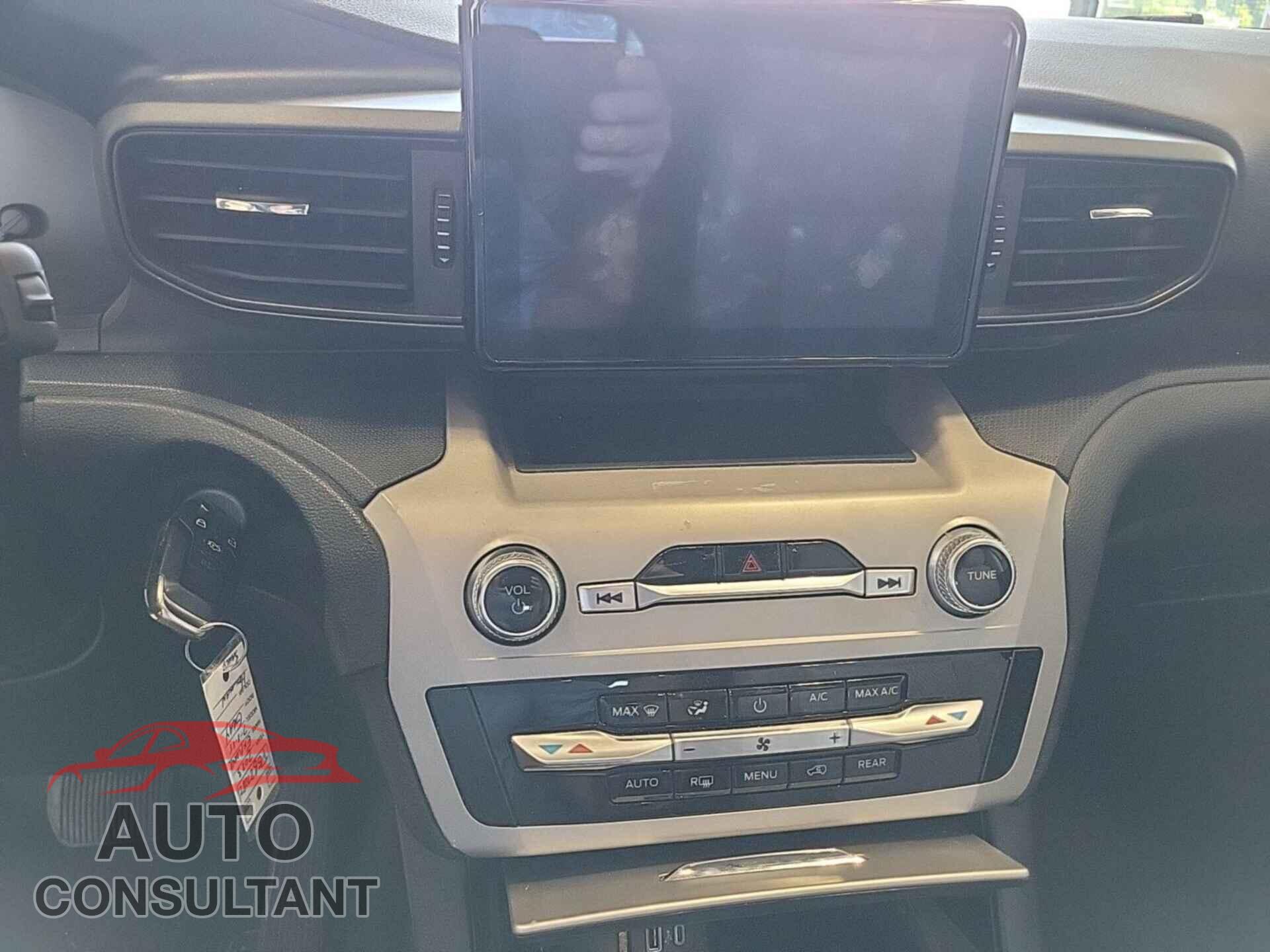 FORD EXPLORER 2023 - 1FMSK7BH9PGB27082