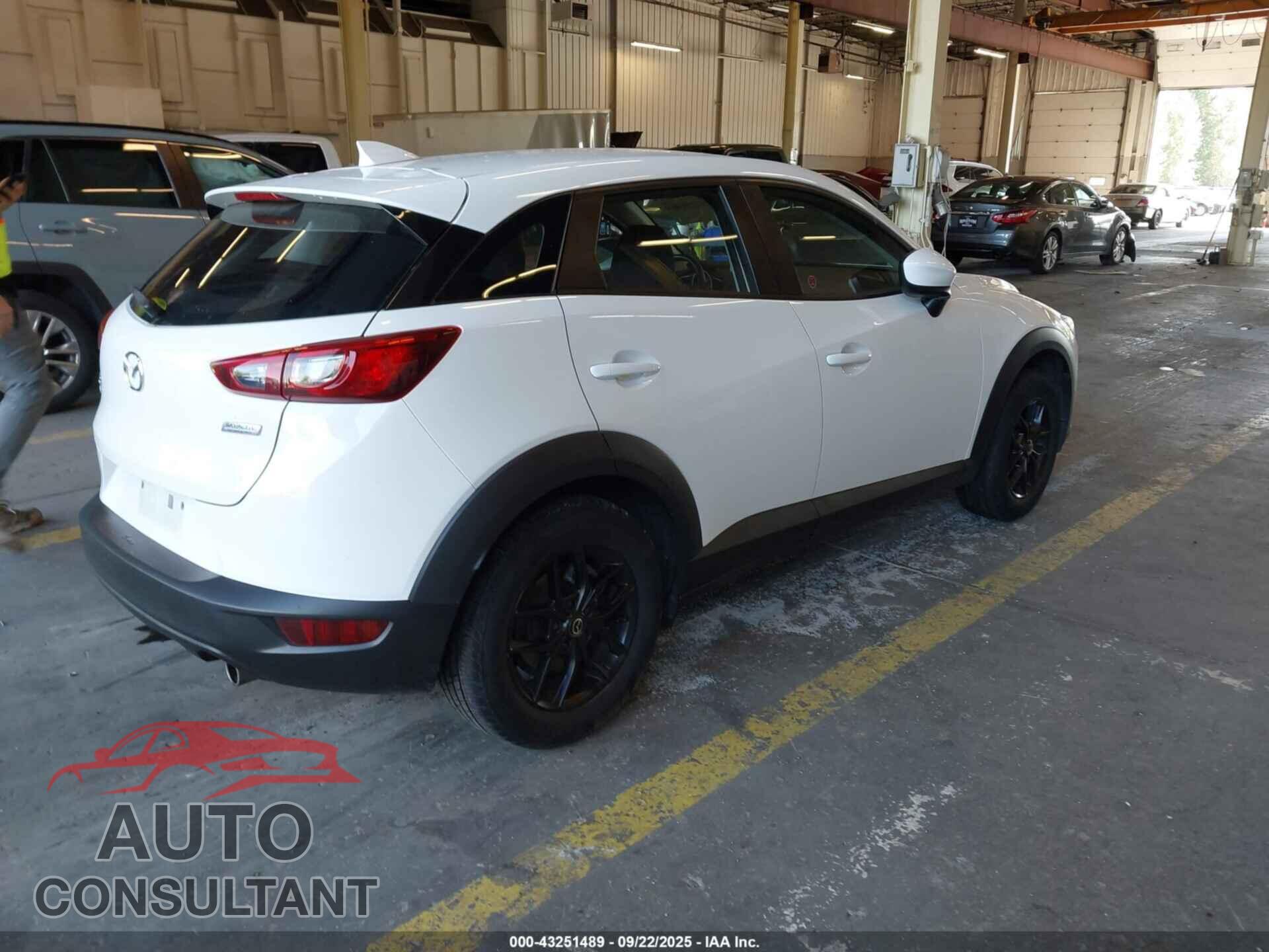MAZDA CX-3 2017 - JM1DKFB7XH0167230