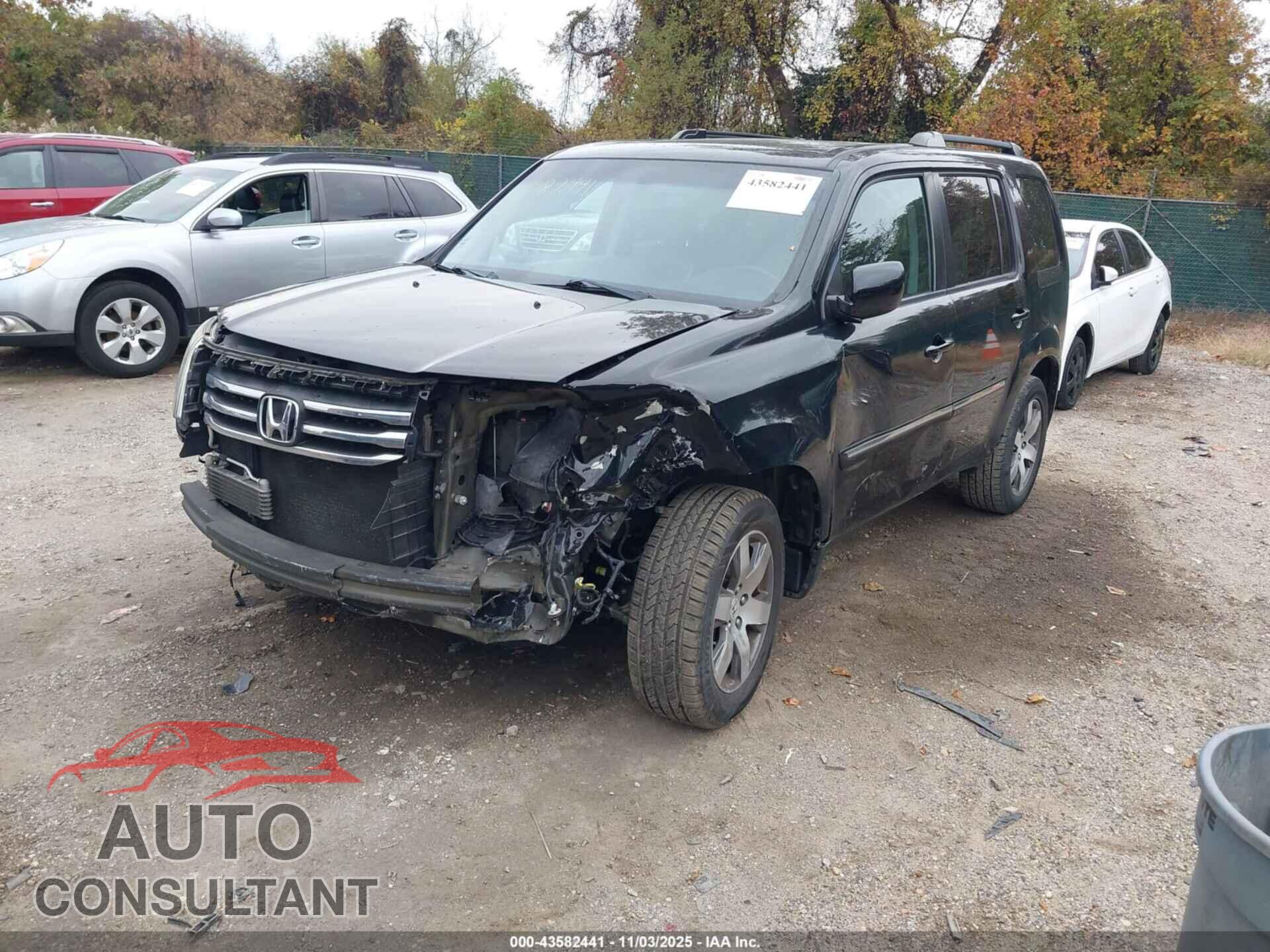 HONDA PILOT 2015 - 5FNYF4H94FB036750