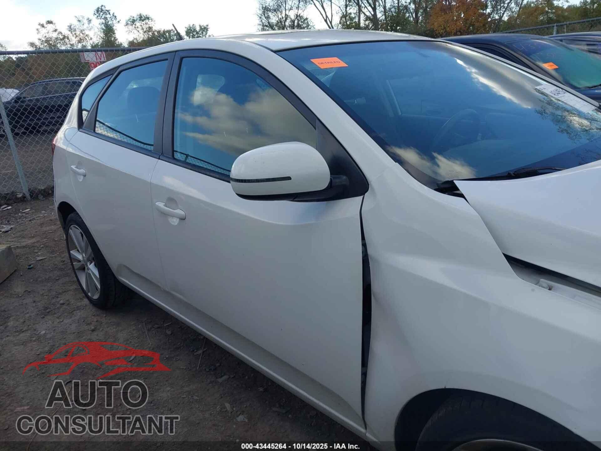 KIA FORTE 2012 - KNAFW5A31C5543568