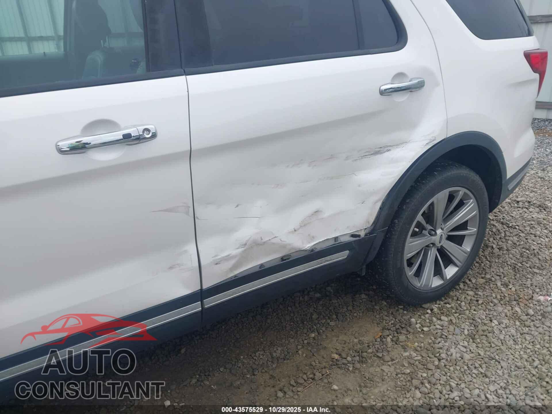 FORD EXPLORER 2018 - 1FM5K7F81JGB63184