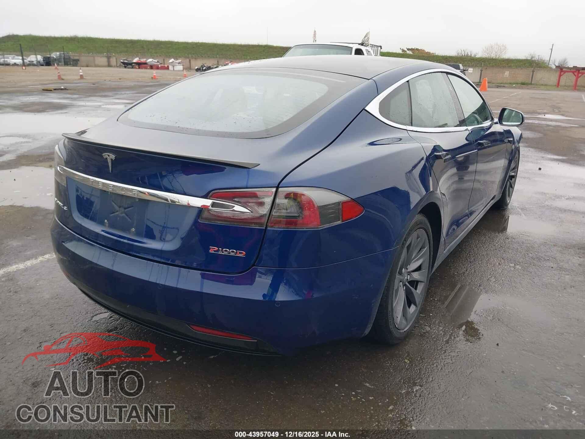 TESLA MODEL S 2017 - 5YJSA1E4XHF227541