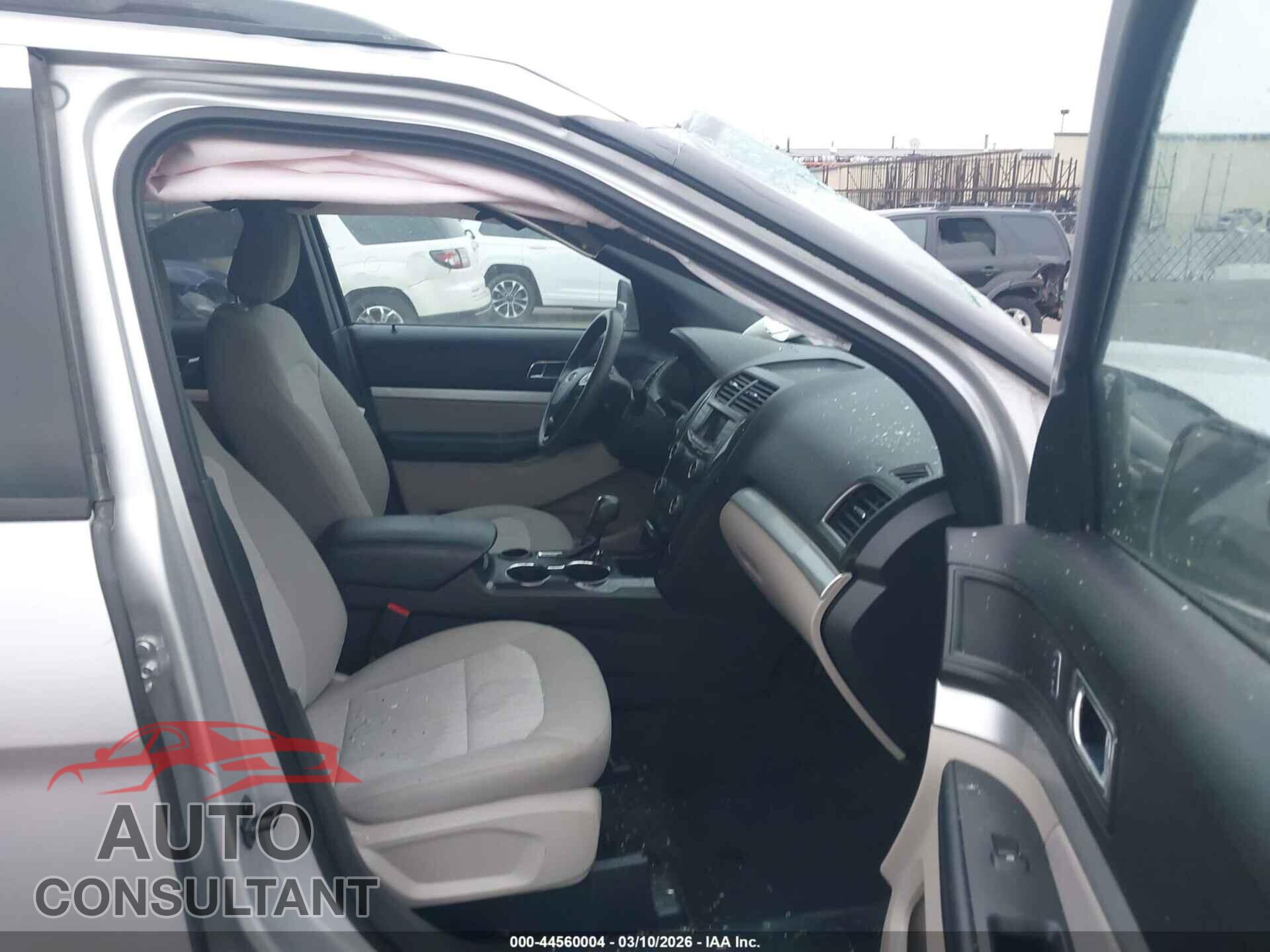 FORD EXPLORER 2018 - 1FM5K7B89JGB35106