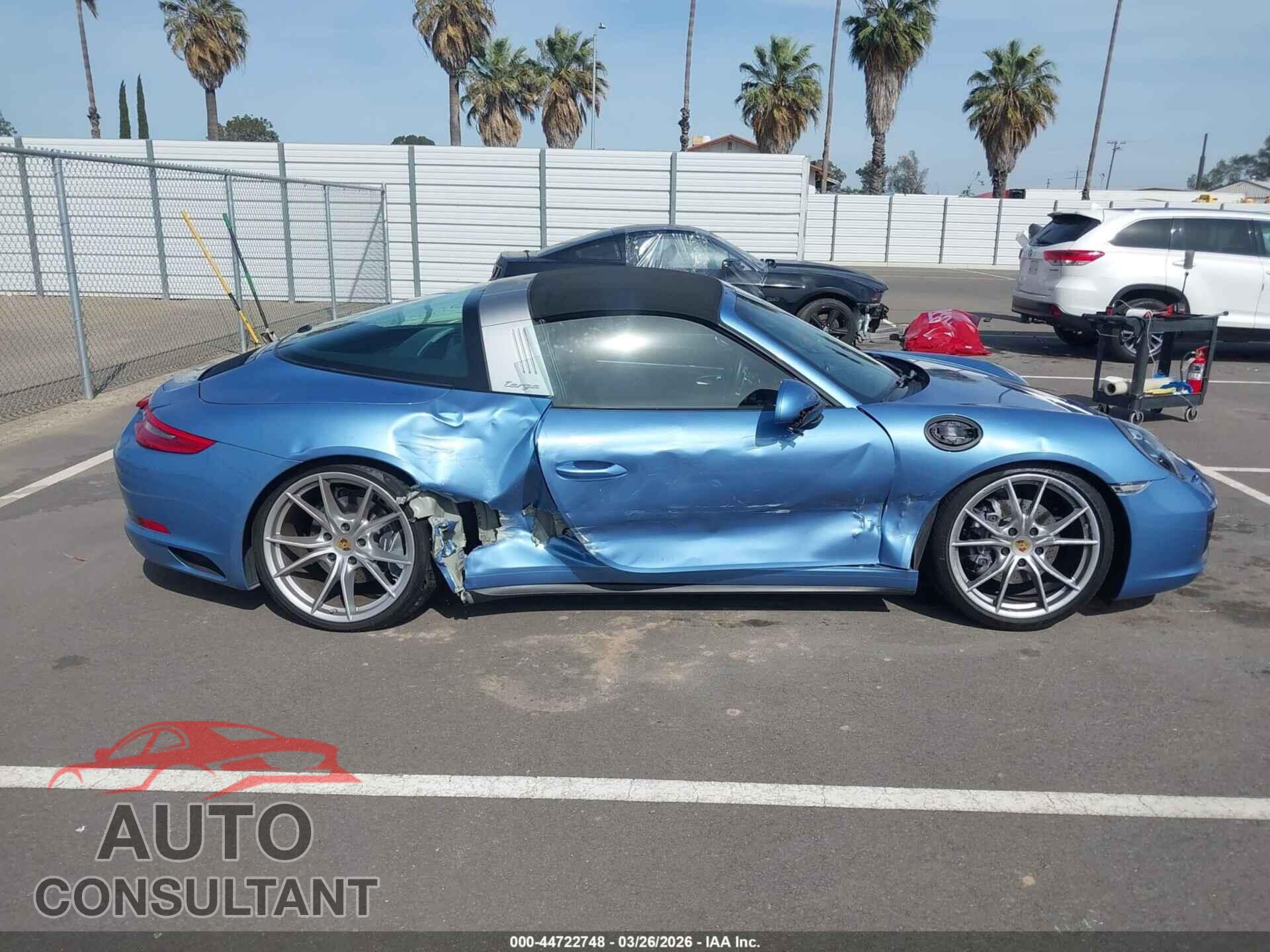 PORSCHE 911 2017 - WP0BA2A92HS132224