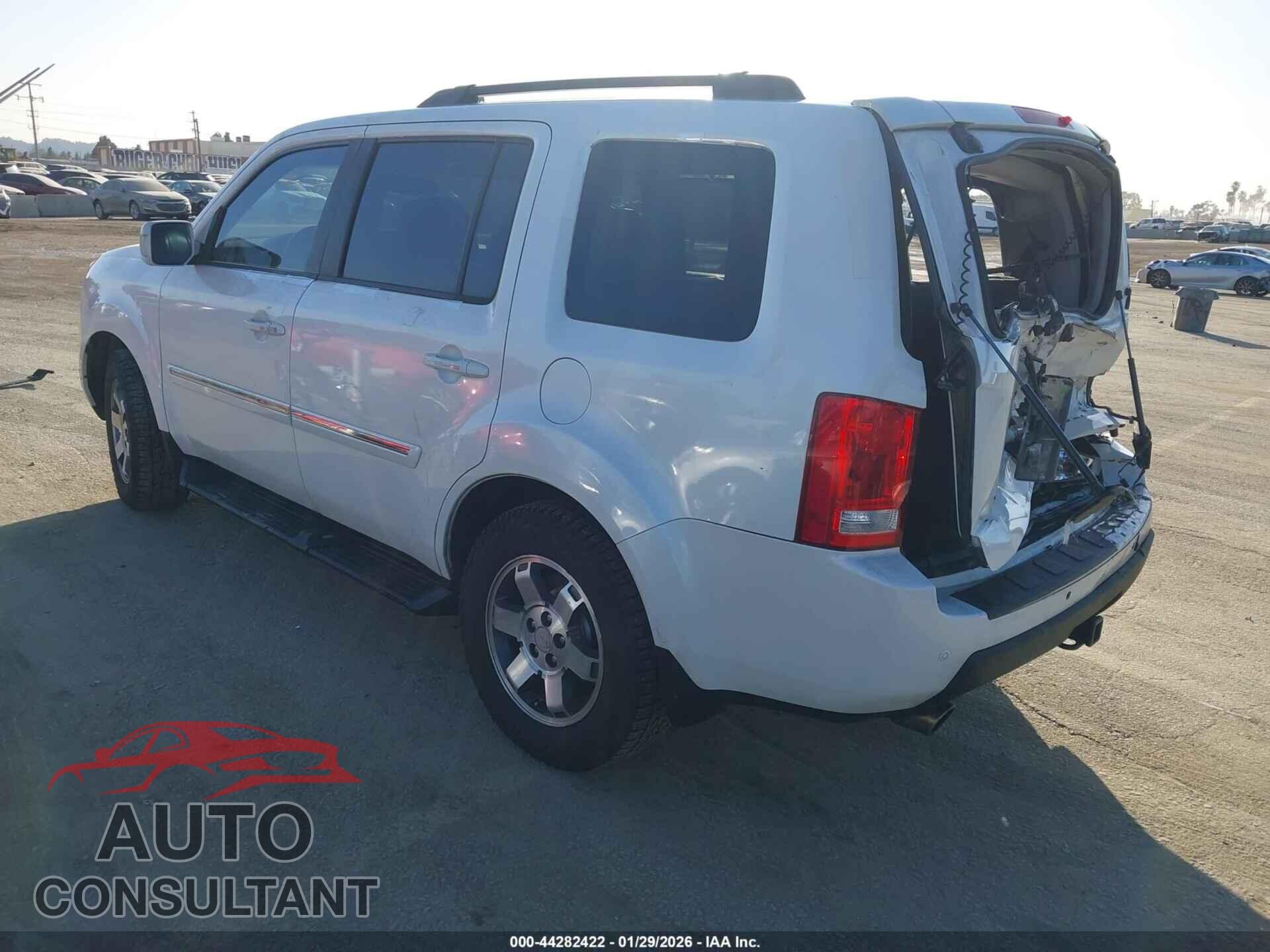 HONDA PILOT 2011 - 5FNYF4H90BB026338