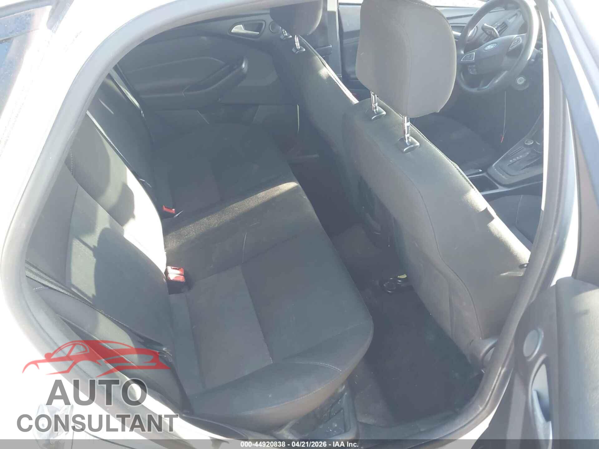 FORD FOCUS 2017 - 1FADP3H25HL248331