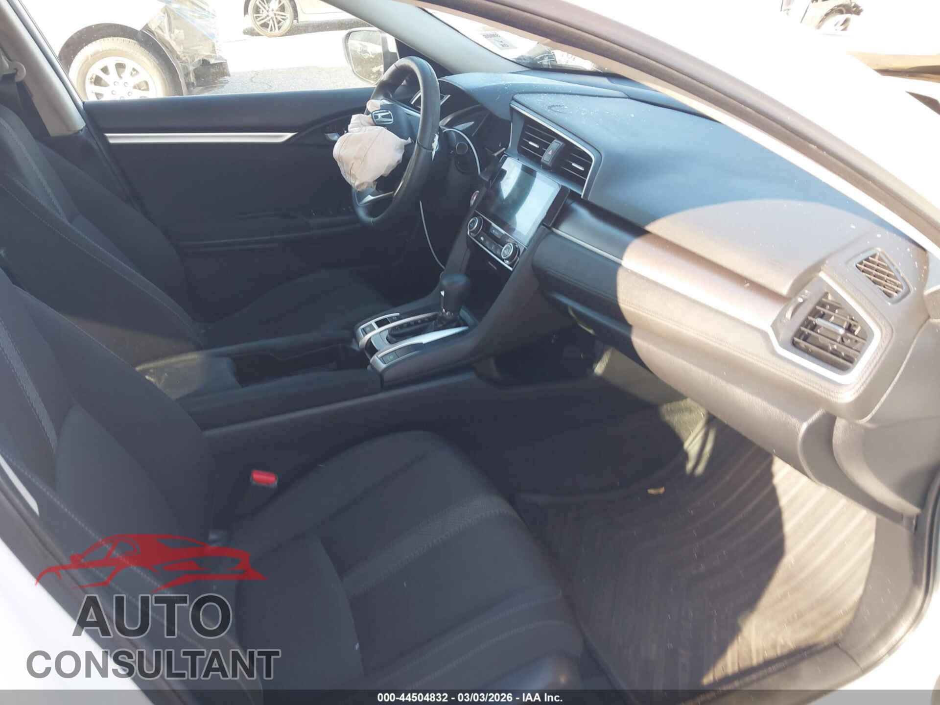 HONDA CIVIC 2017 - 19XFC2F78HE201519