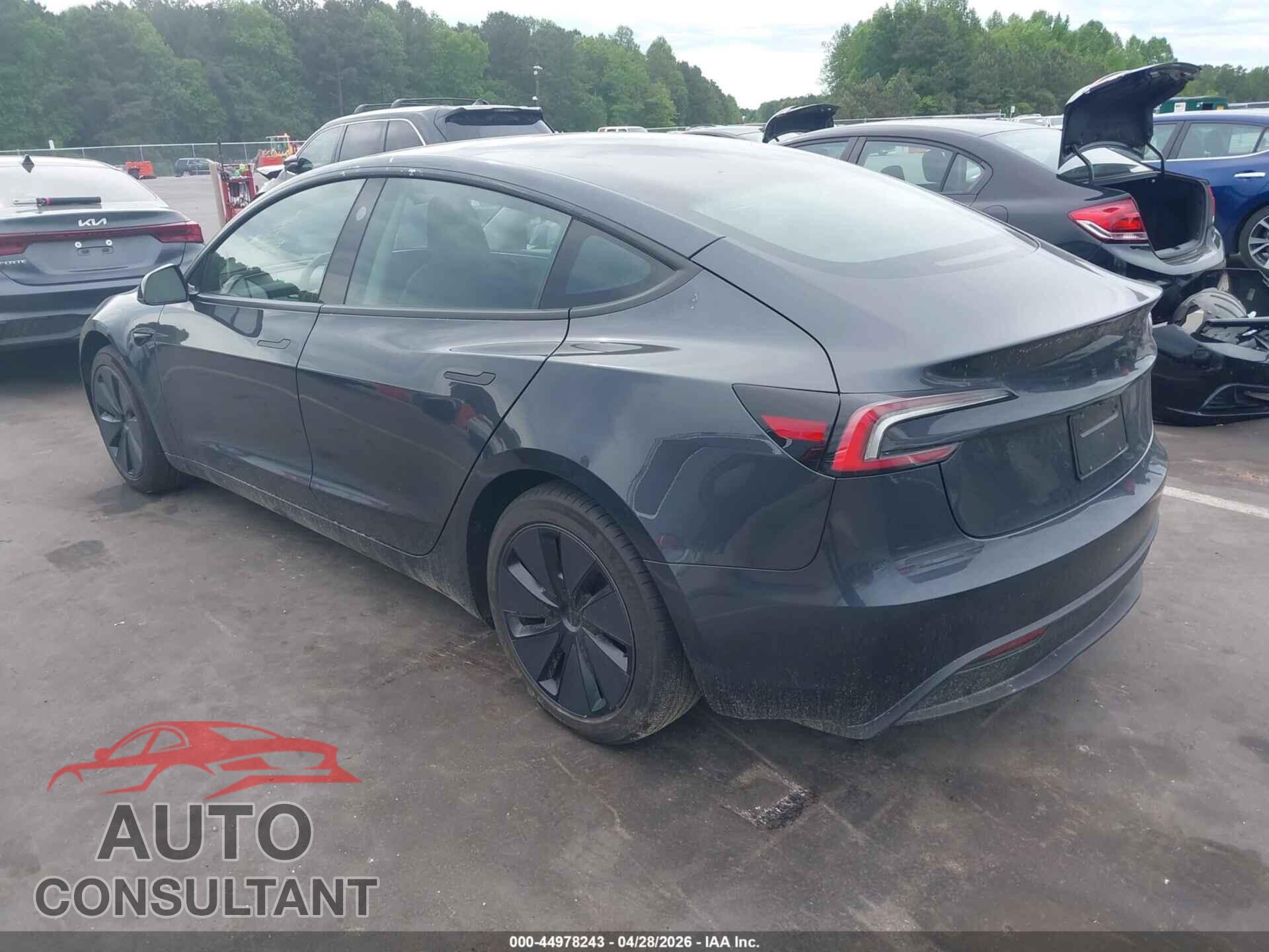 TESLA MODEL 3 2026 - 5YJ3E1EA6TF116413