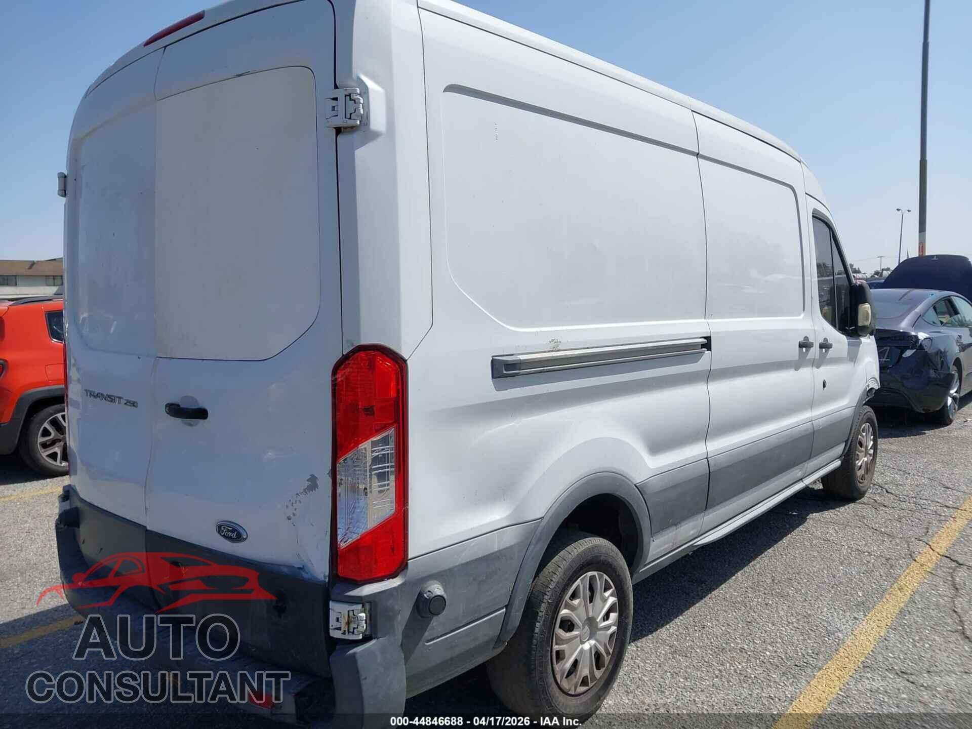 FORD TRANSIT-250 2015 - 1FTNR2CG8FKA02012