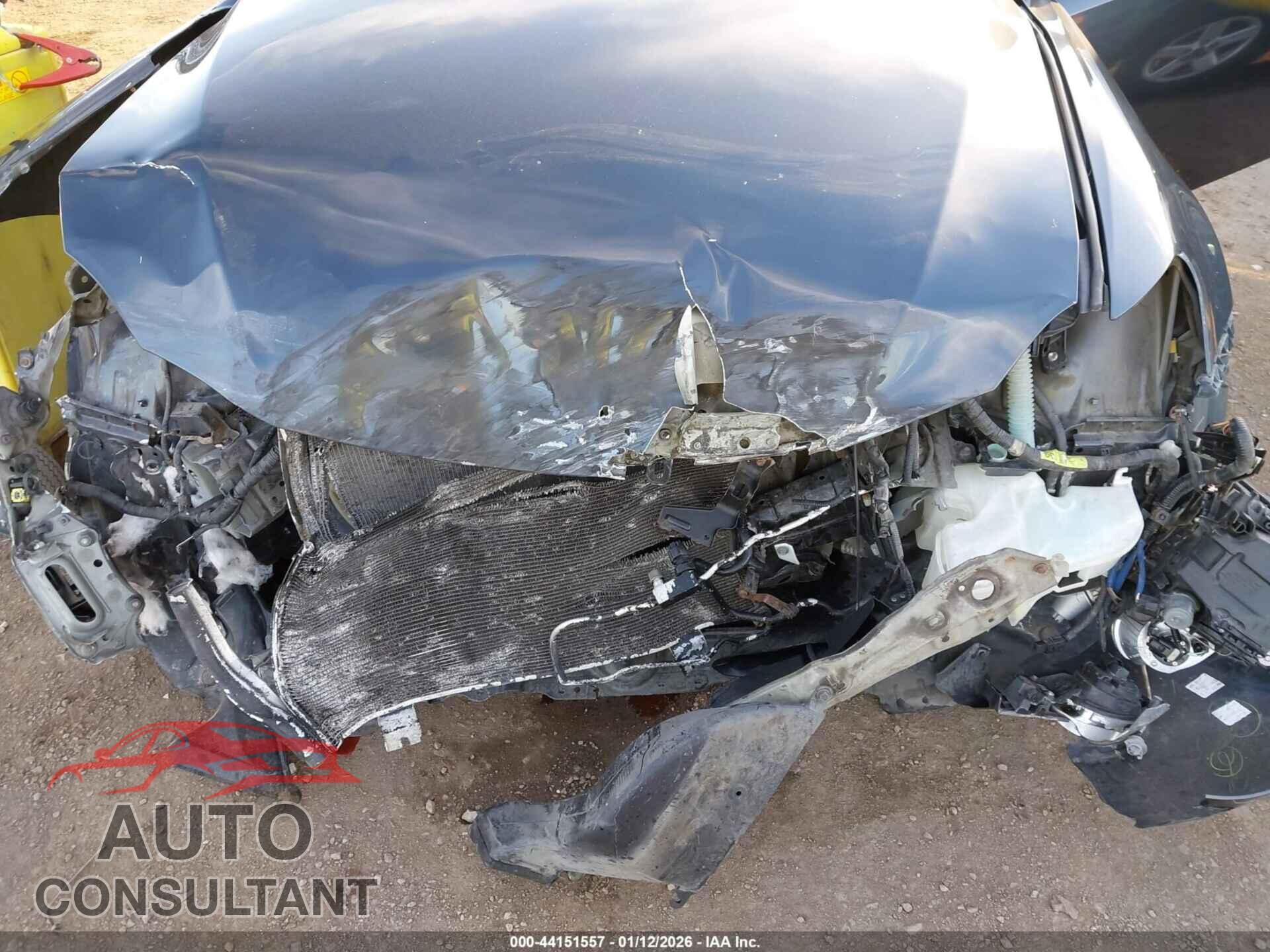 LEXUS IS 250C 2010 - JTHFF2C29A2501880