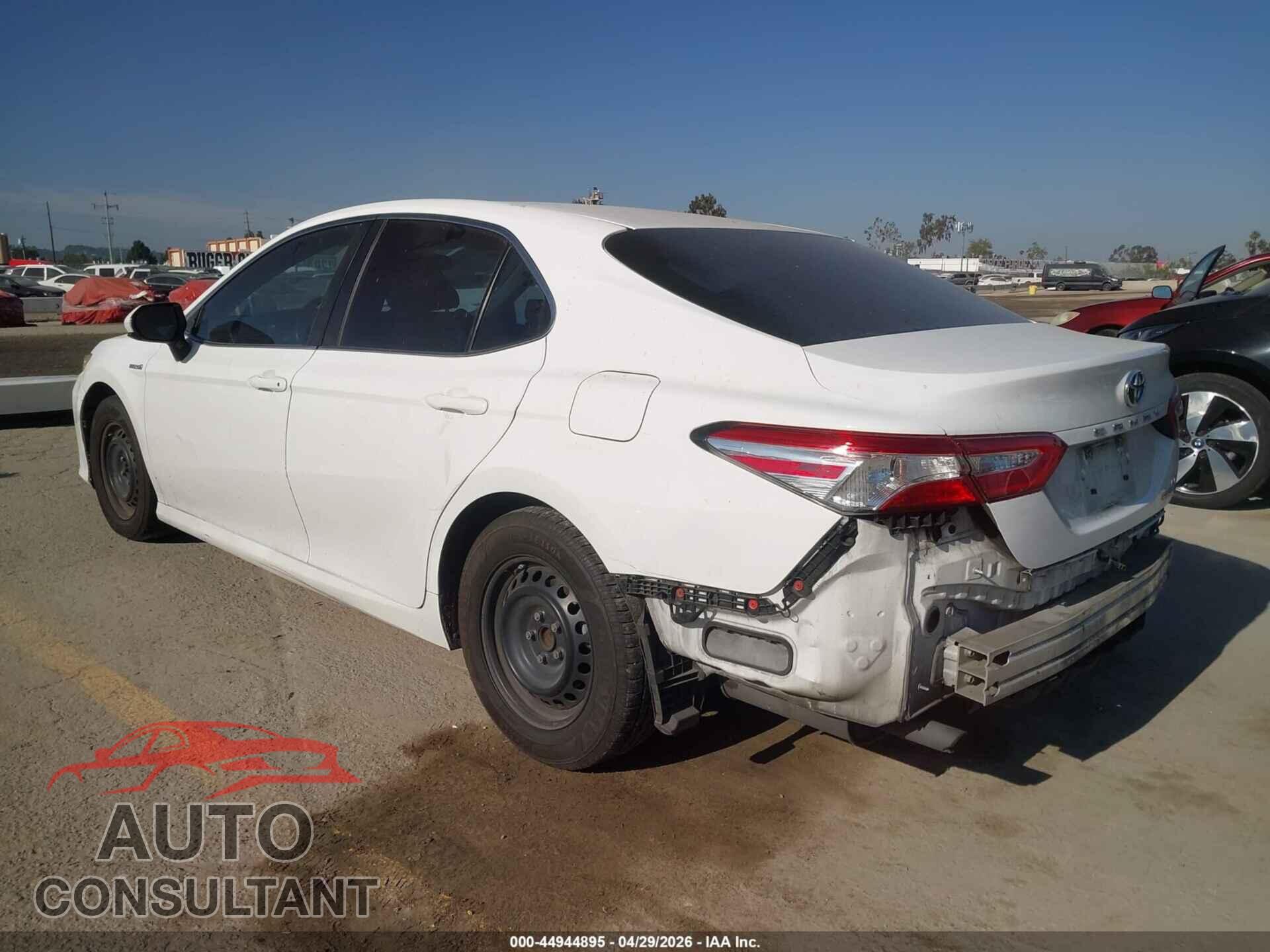 TOYOTA CAMRY HYBRID 2018 - 4T1B31HK5JU001954