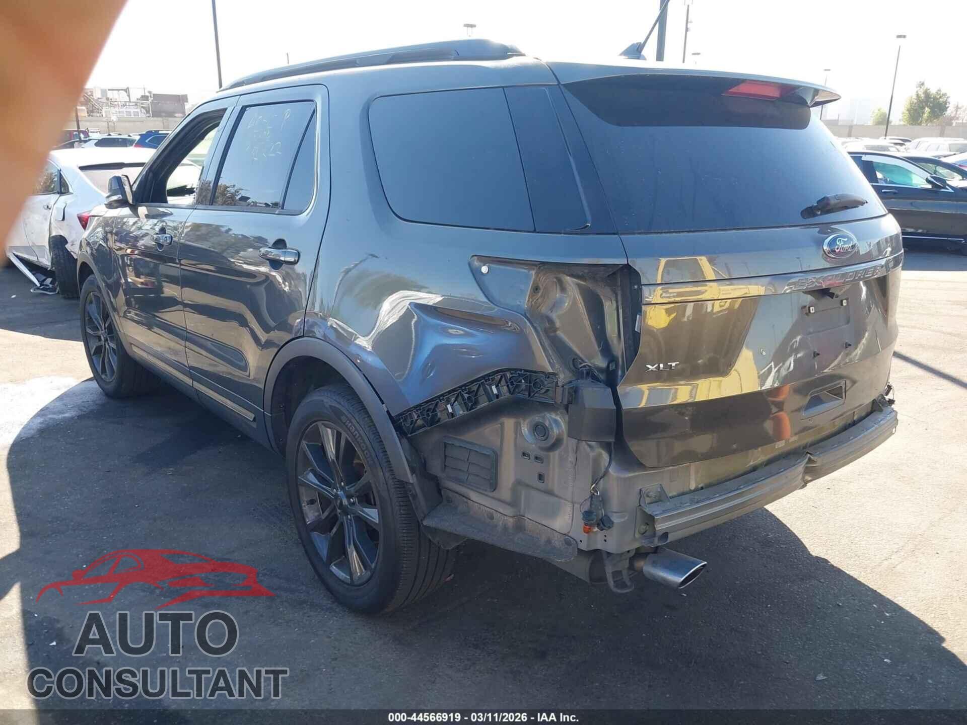 FORD EXPLORER 2018 - 1FM5K7D82JGB65626