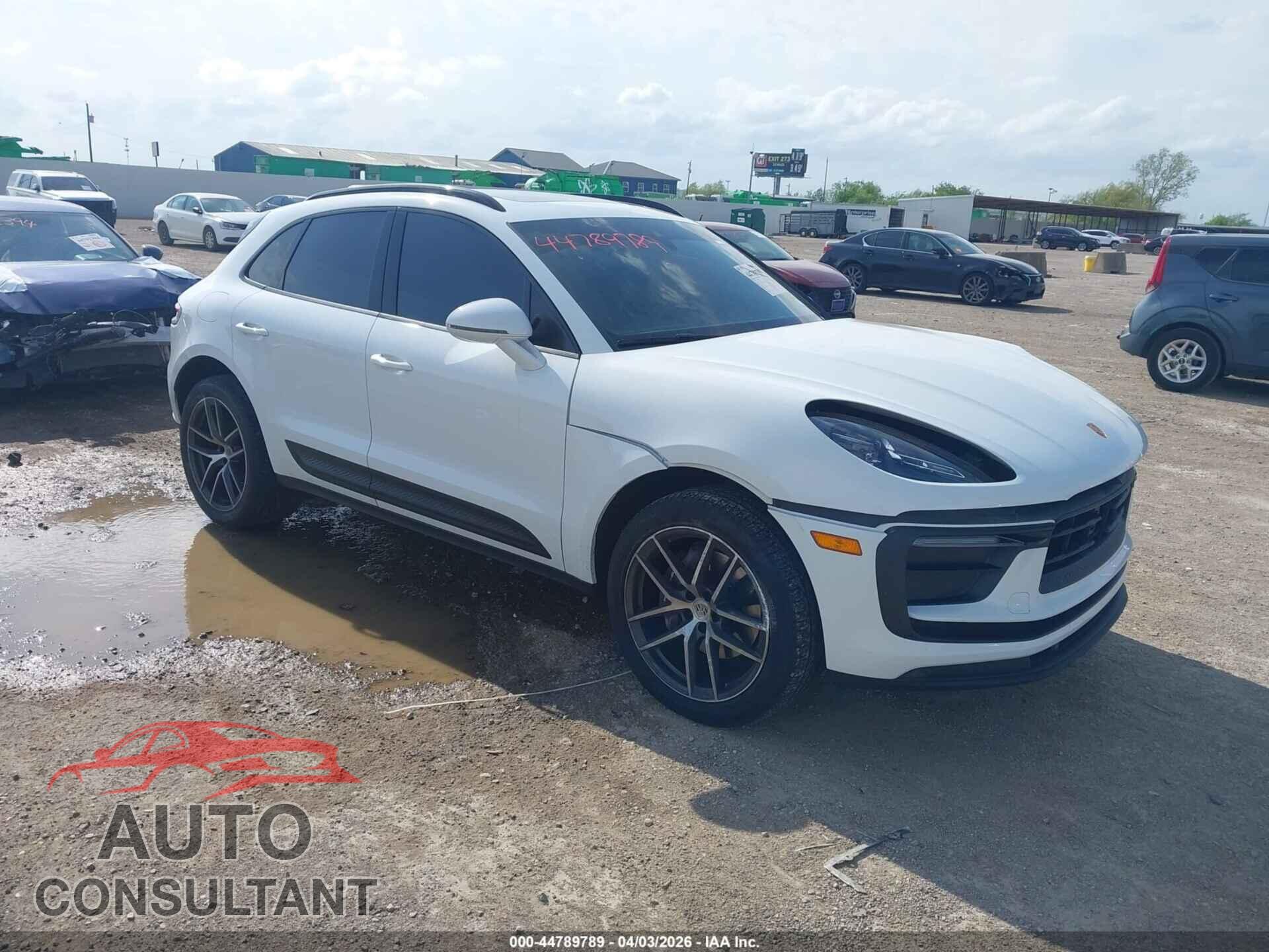 PORSCHE MACAN 2023 - WP1AA2A5XPLB17874