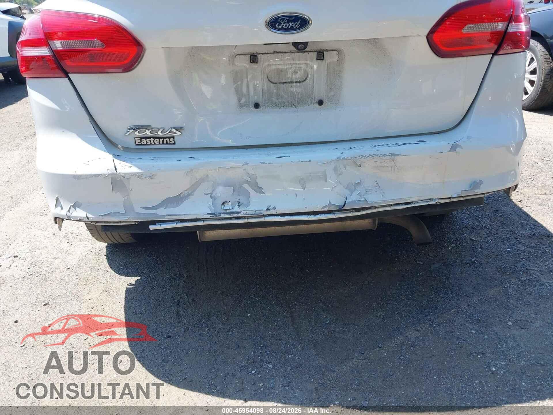 FORD FOCUS 2017 - 1FADP3E29HL338523