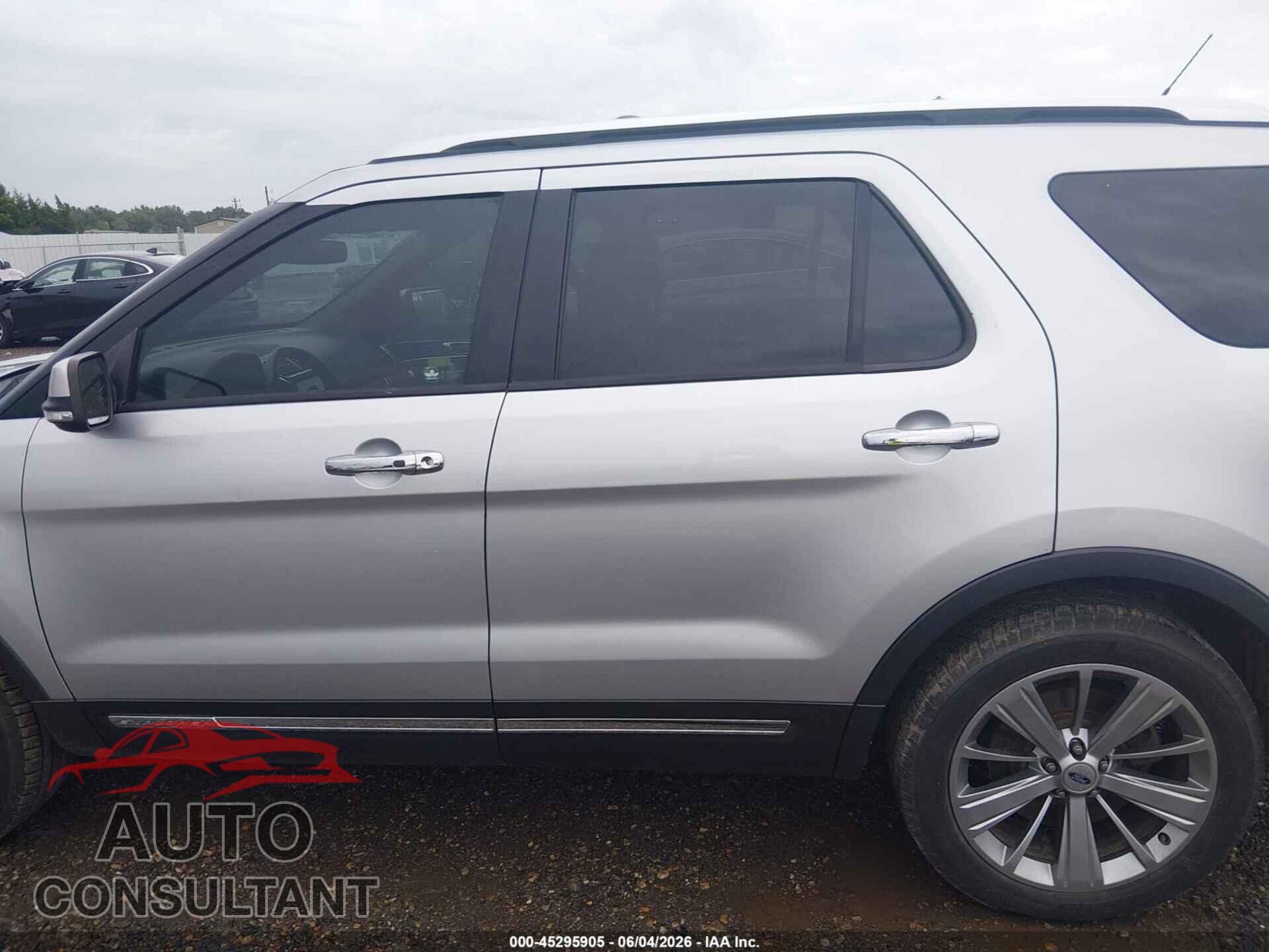 FORD EXPLORER 2018 - 1FM5K7FHXJGB64852