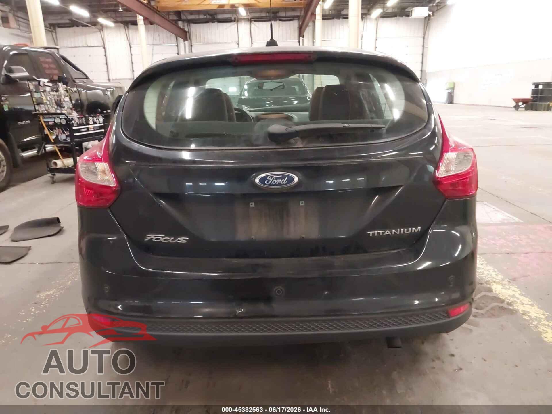 FORD FOCUS 2013 - 1FADP3N21DL335609