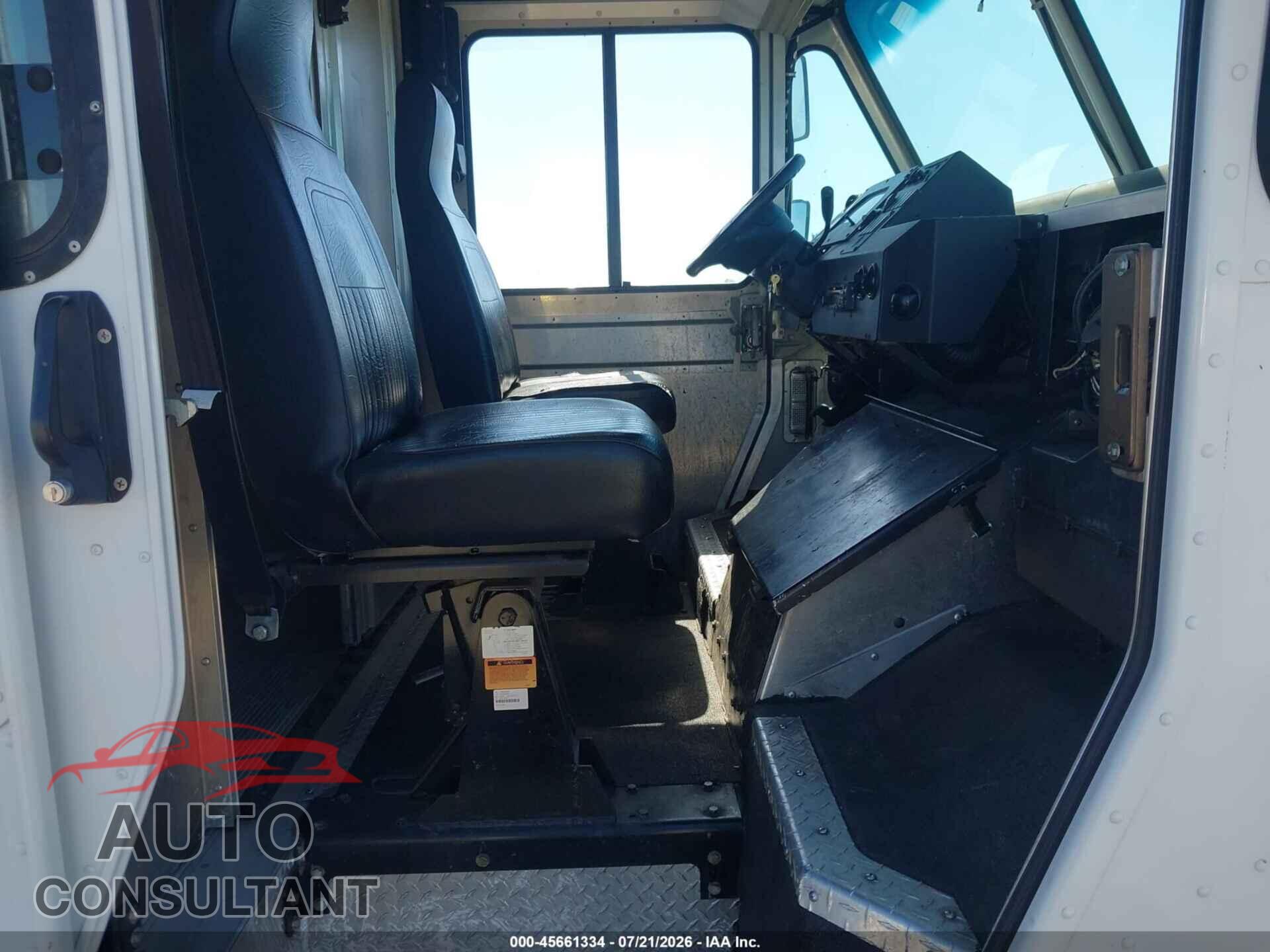 FORD E-350 STRIPPED 2017 - 1FC3E3KS7HDC65176