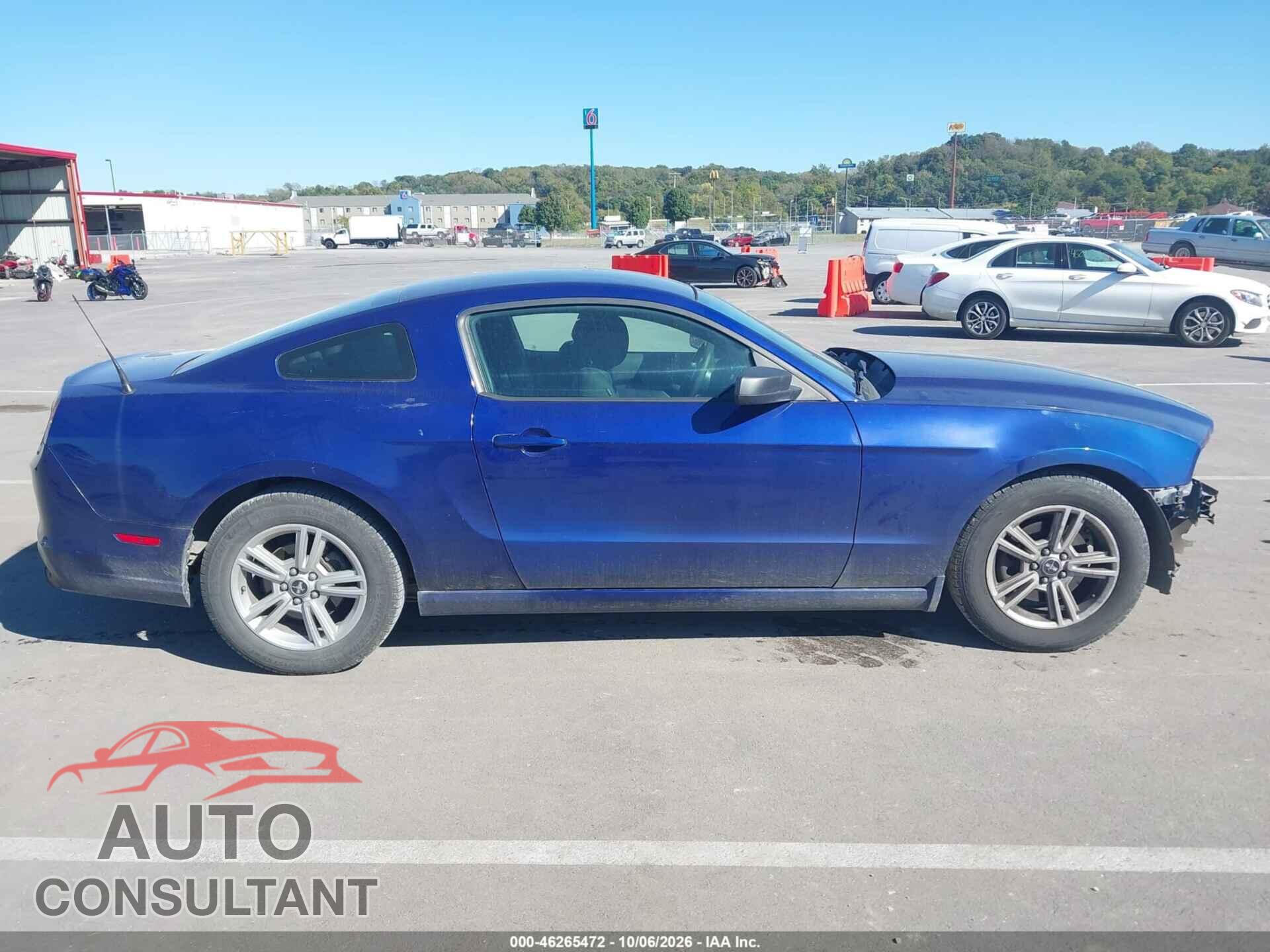 FORD MUSTANG 2014 - 1ZVBP8AM4E5277407