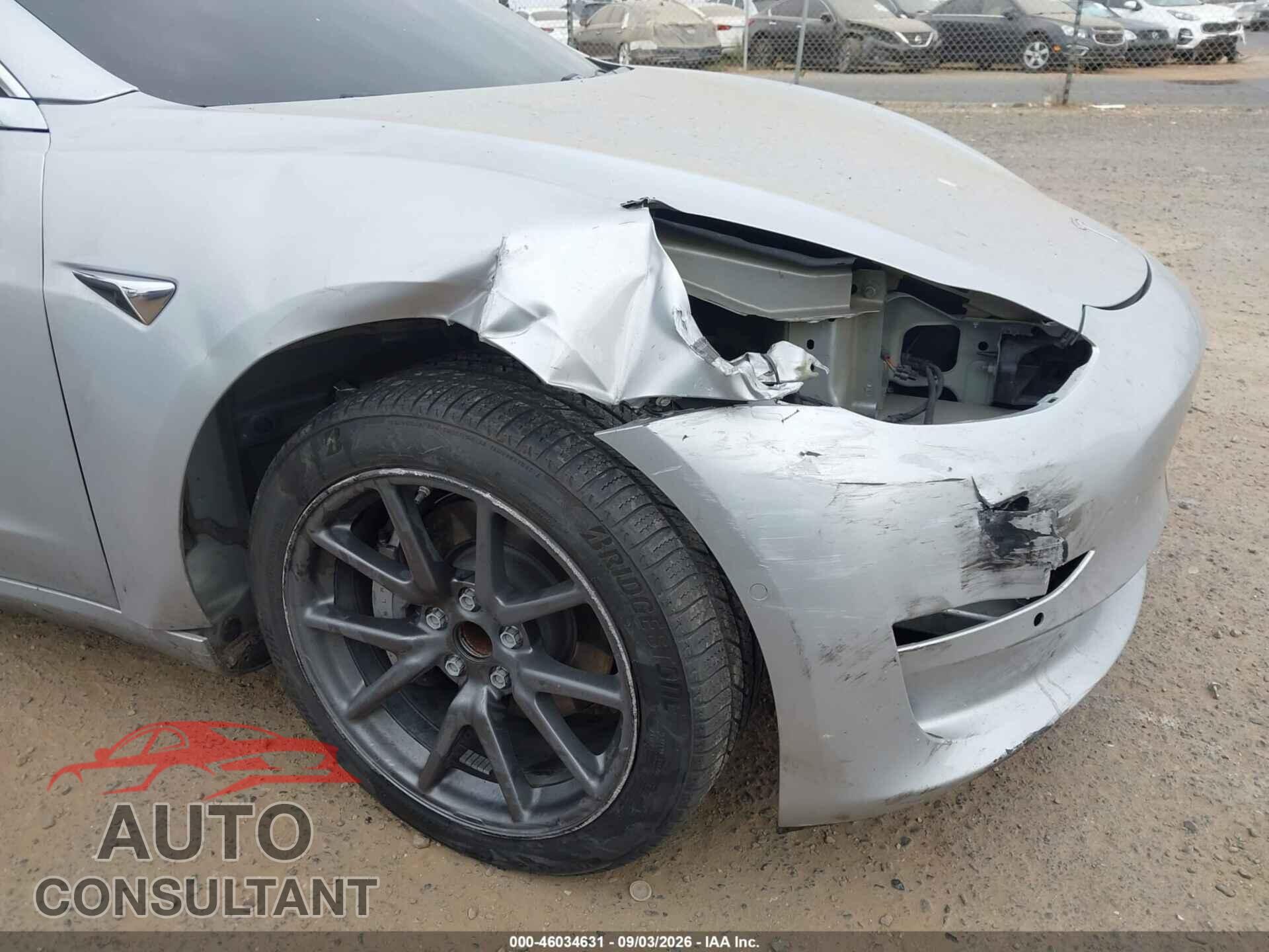 TESLA MODEL 3 2018 - 5YJ3E1EA5JF060705