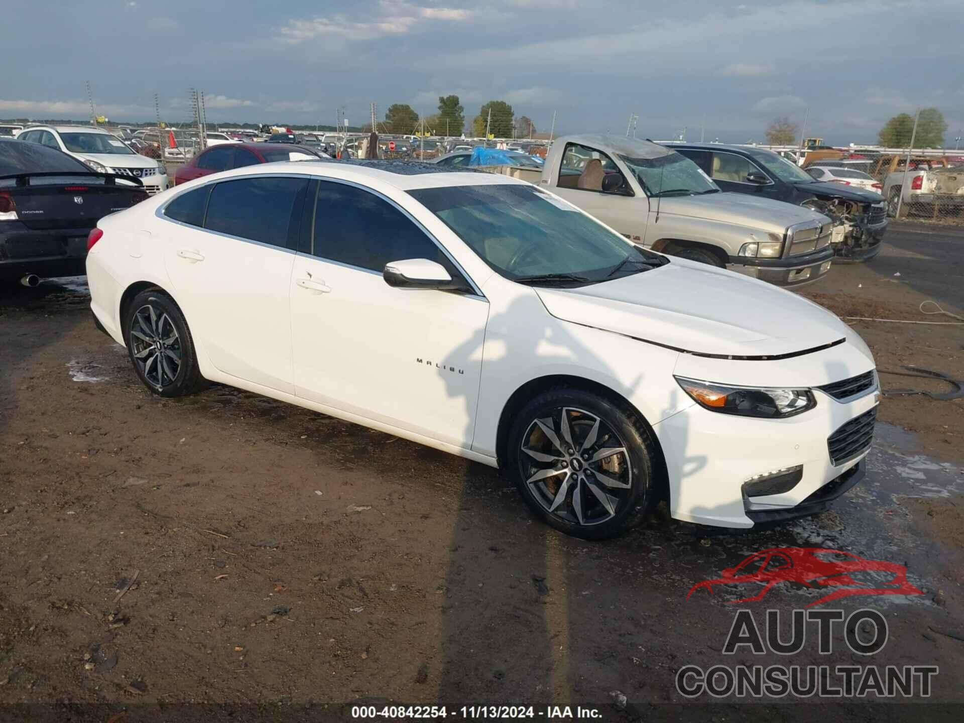 CHEVROLET MALIBU 2018 - 1G1ZD5ST9JF264602