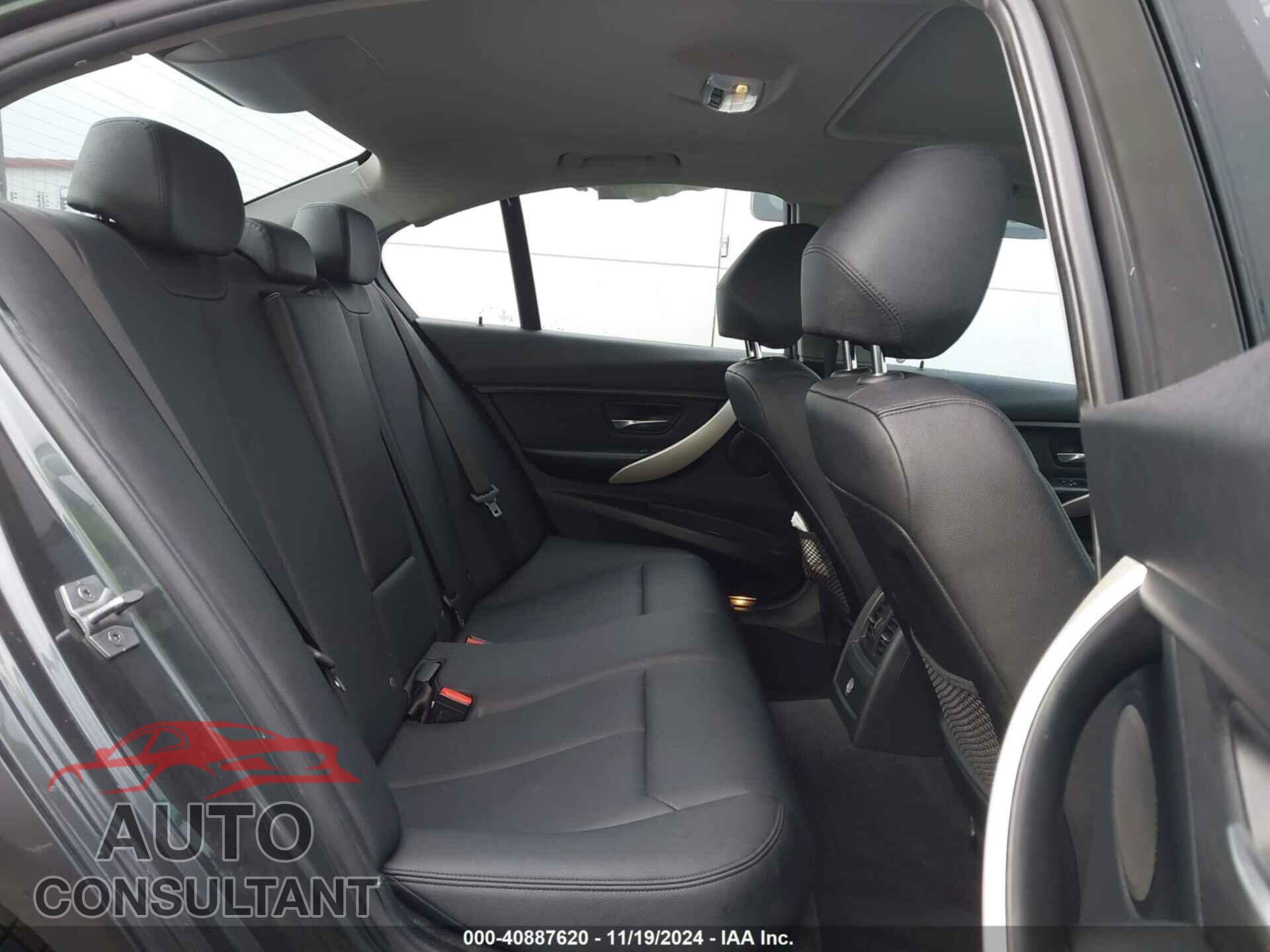 BMW 320I 2017 - WBA8A9C55HK619993