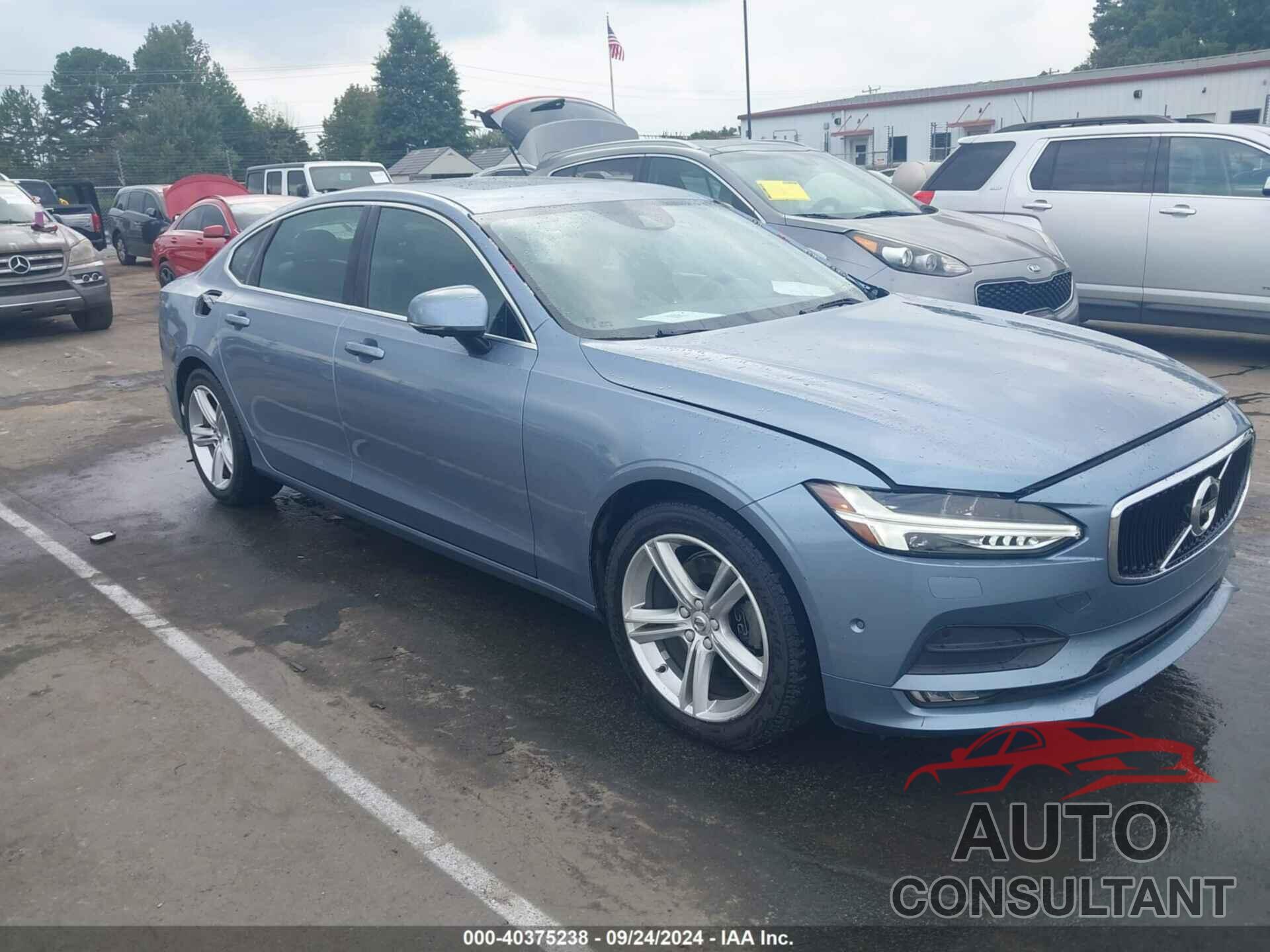 VOLVO S90 2018 - LVY982MK3JP021126