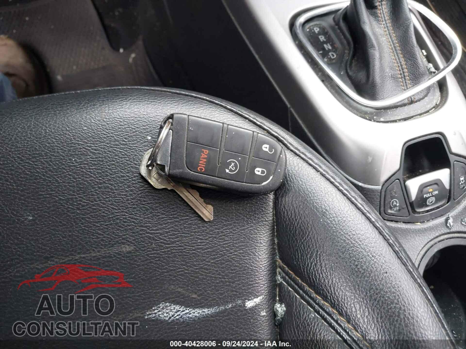 JEEP NEW COMPASS 2017 - 3C4NJDBB3HT656331