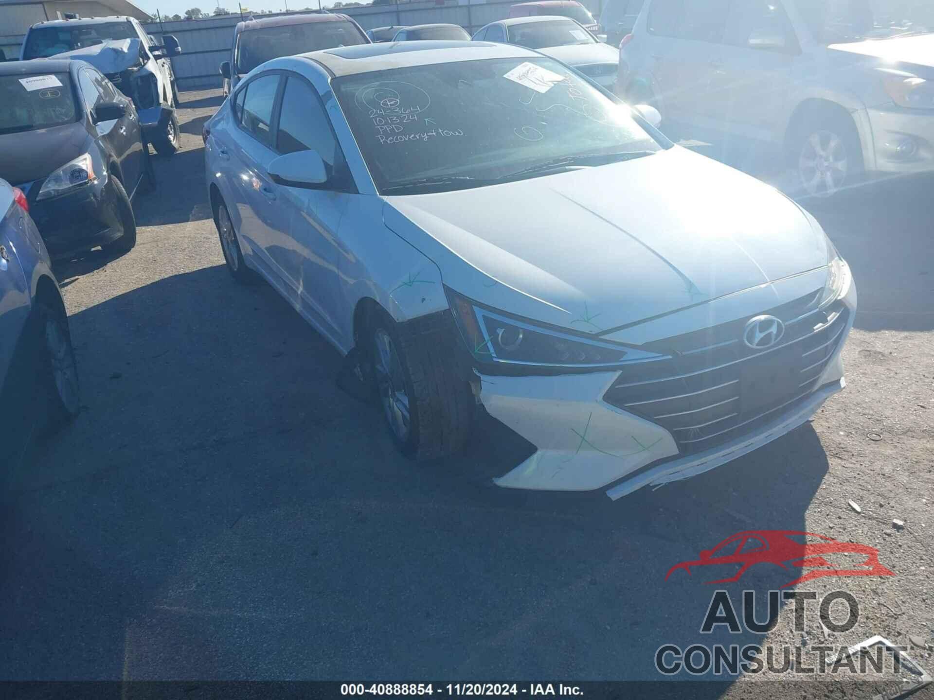 HYUNDAI ELANTRA 2019 - 5NPD84LF7KH475443