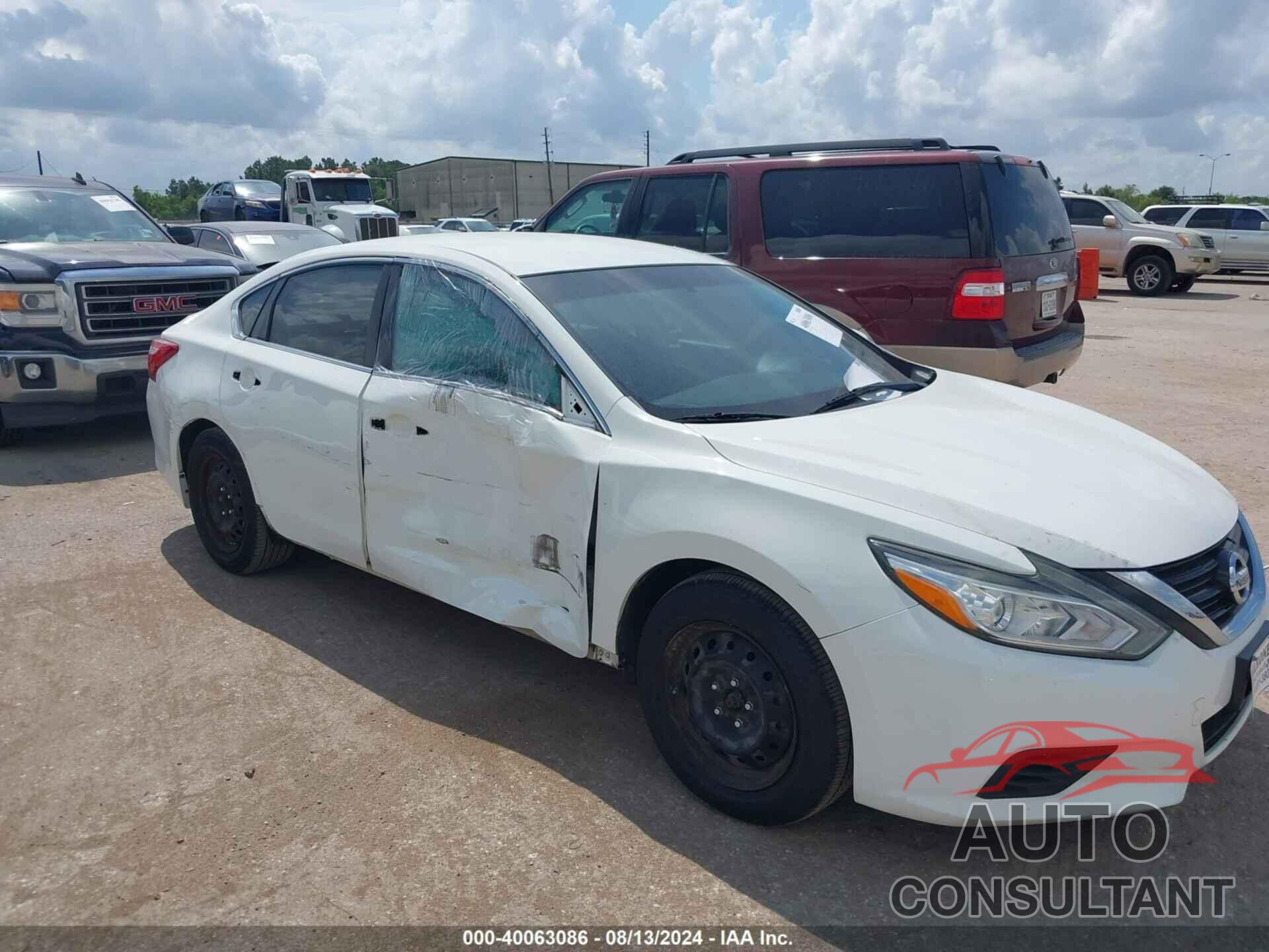 NISSAN ALTIMA 2017 - 1N4AL3APXHN331777