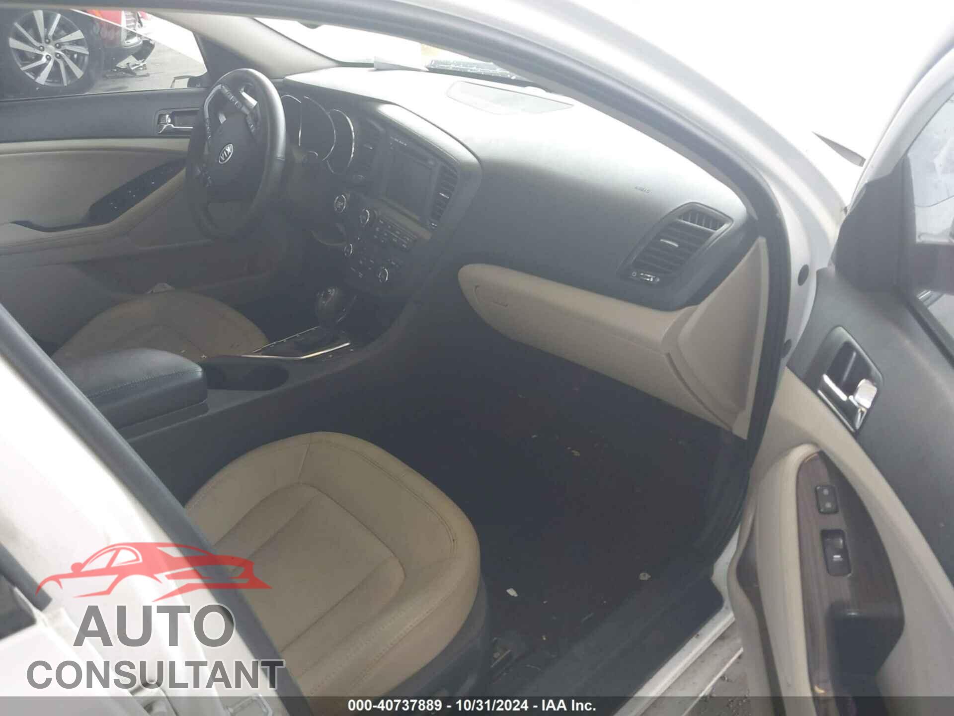 KIA OPTIMA 2011 - KNAGN4A75B5170702