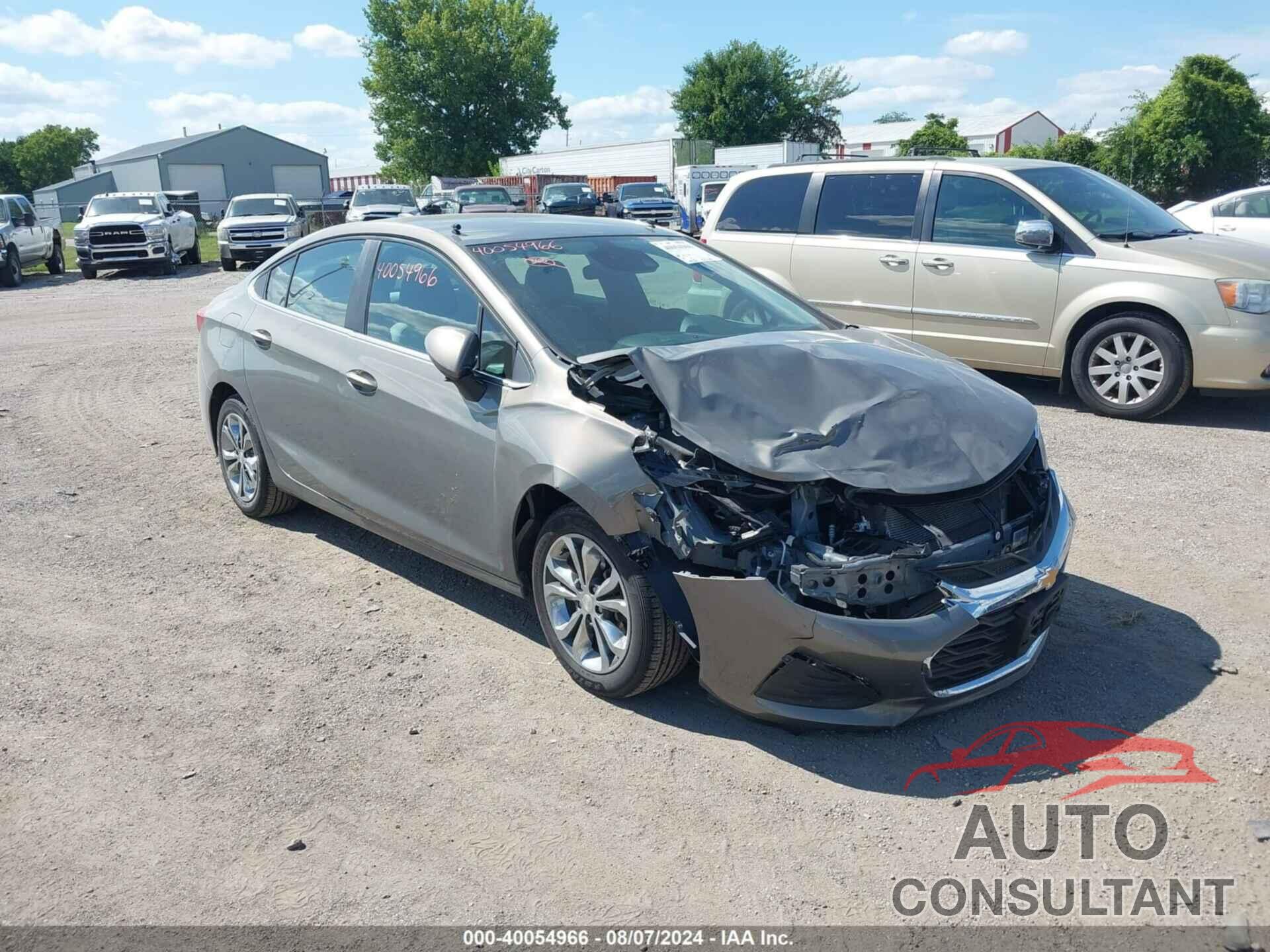 CHEVROLET CRUZE 2019 - 1G1BE5SM8K7124818