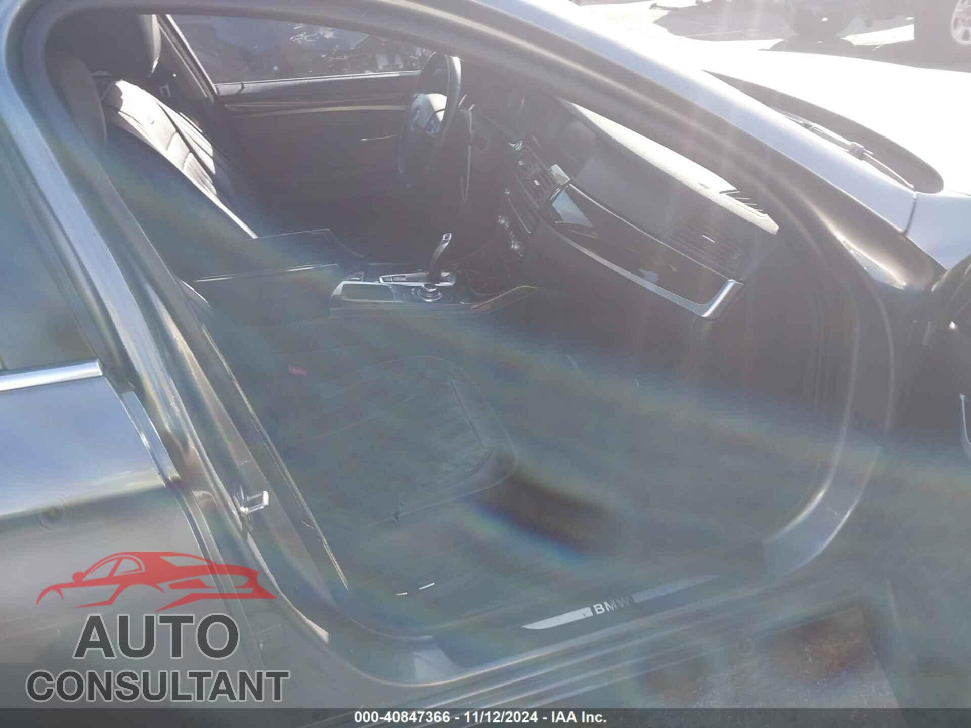 BMW 528I 2012 - WBAXG5C59CDX03542
