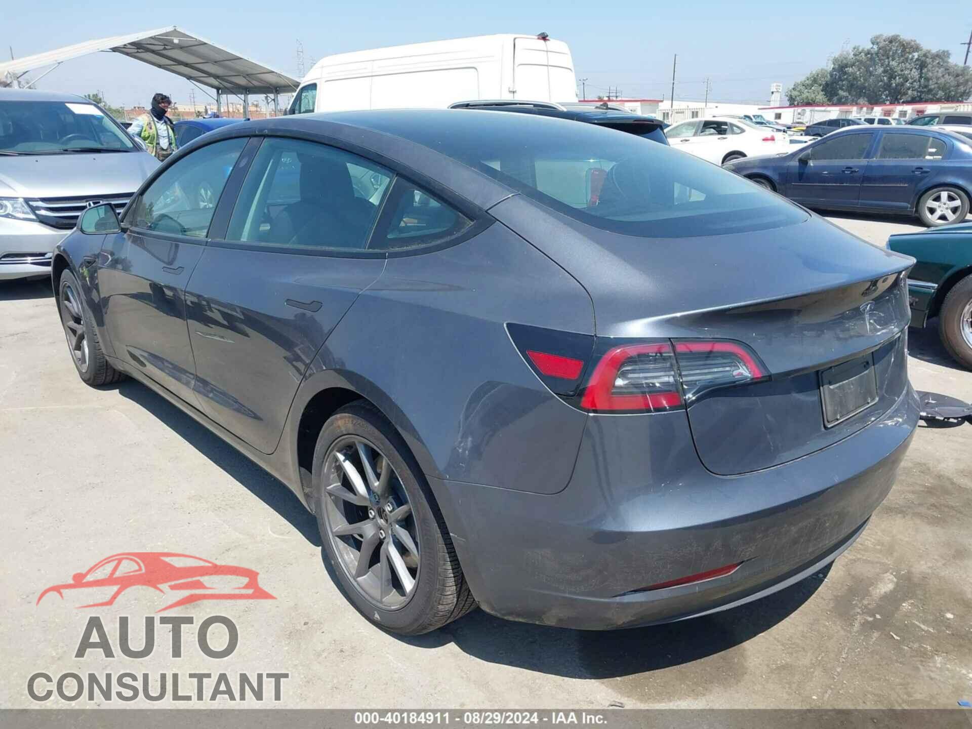 TESLA MODEL 3 2023 - 5YJ3E1EA7PF708702