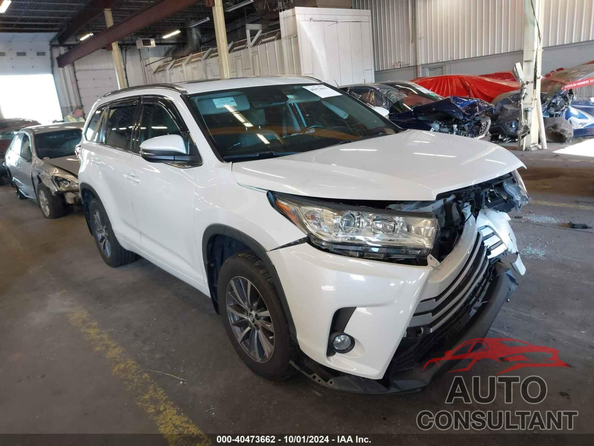 TOYOTA HIGHLANDER 2018 - 5TDJZRFH2JS837066