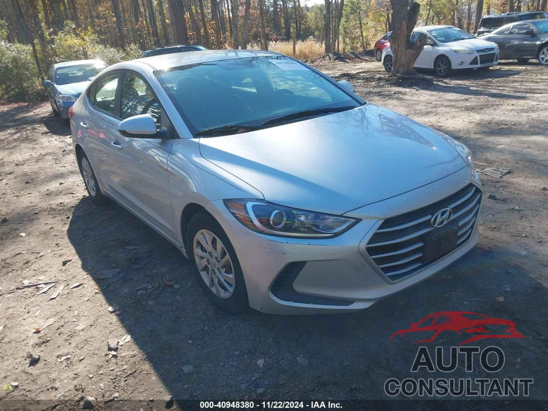 HYUNDAI ELANTRA 2017 - KMHD74LFXHU376600