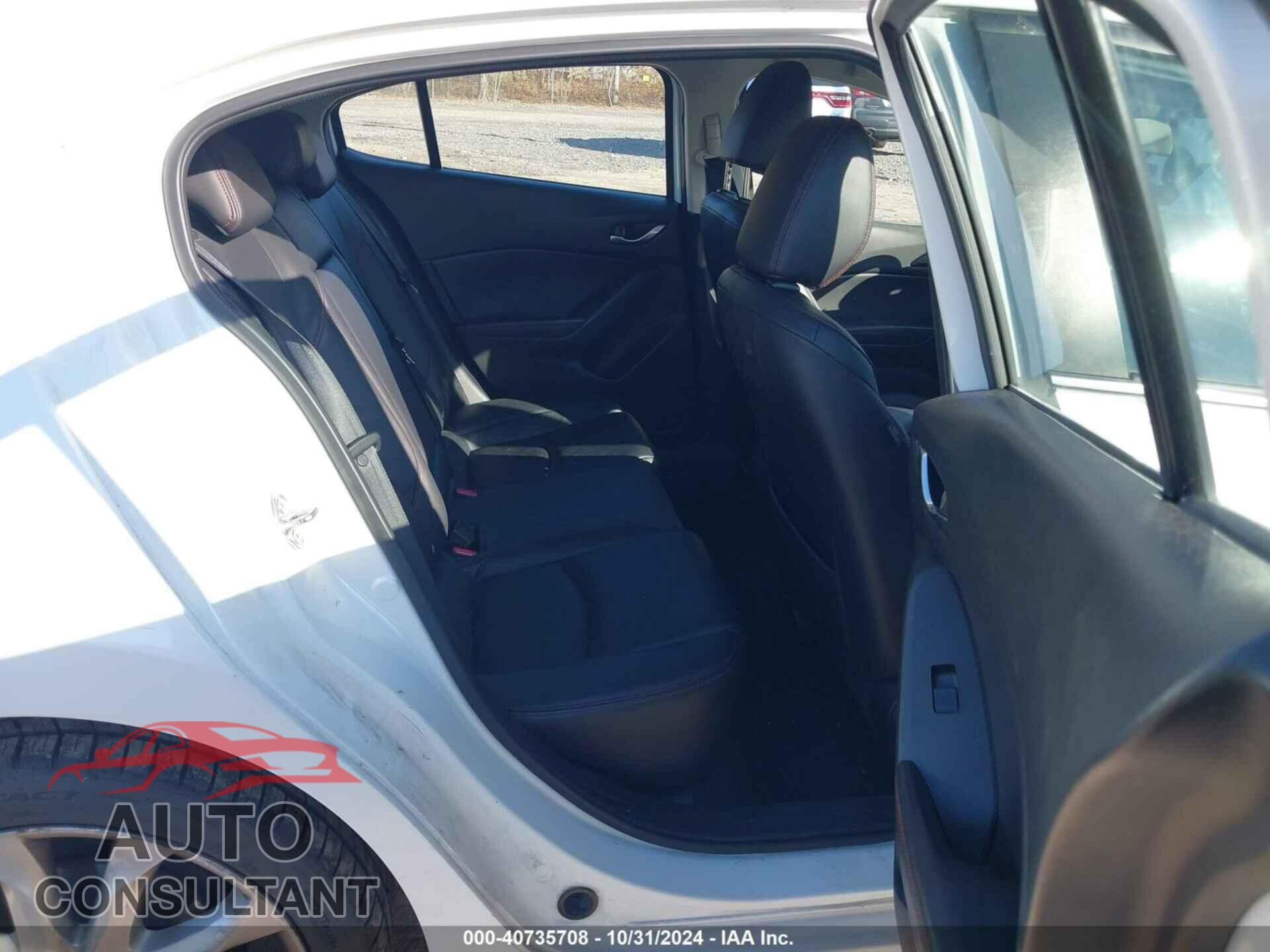 MAZDA MAZDA3 2015 - JM1BM1L36F1240407