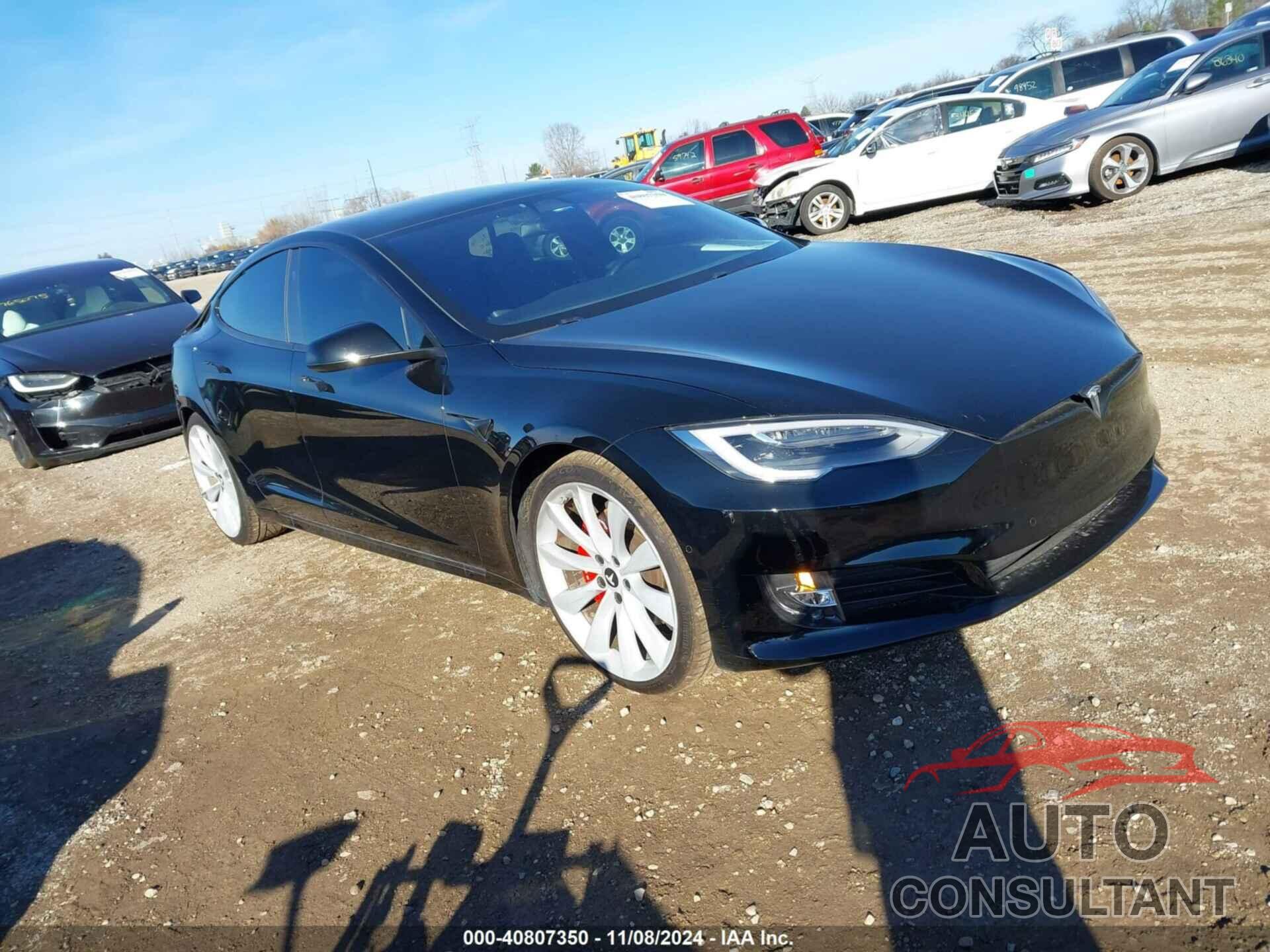 TESLA MODEL S 2018 - 5YJSA1E29JF252631