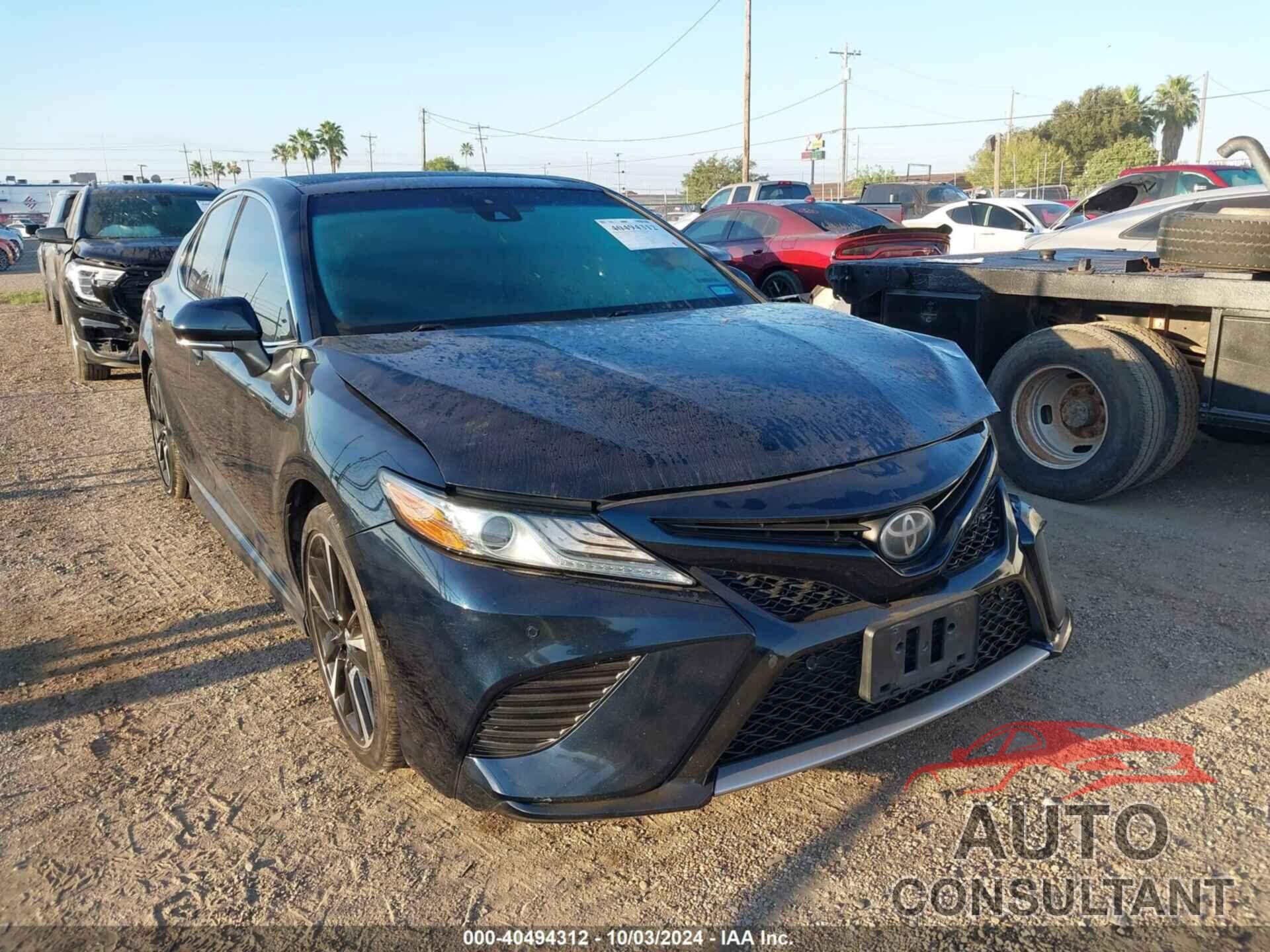 TOYOTA CAMRY 2018 - 4T1BZ1HK3JU501626