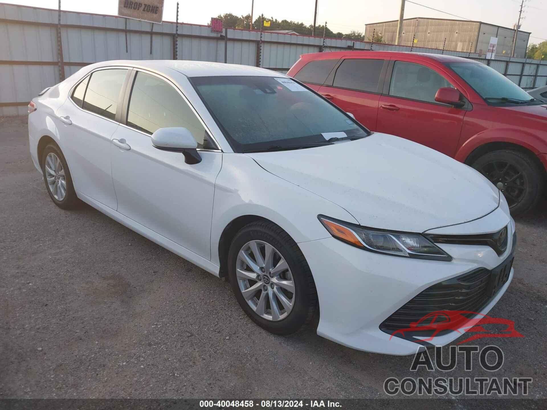 TOYOTA CAMRY 2018 - JTNB11HKXJ3021483