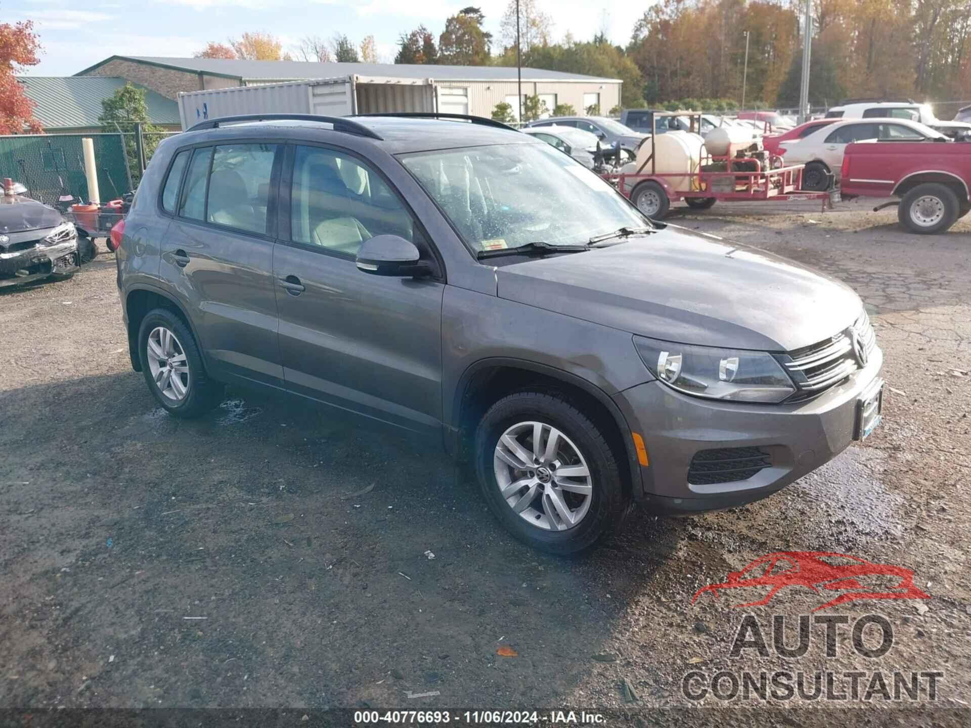 VOLKSWAGEN TIGUAN 2016 - WVGBV7AX8GW523073