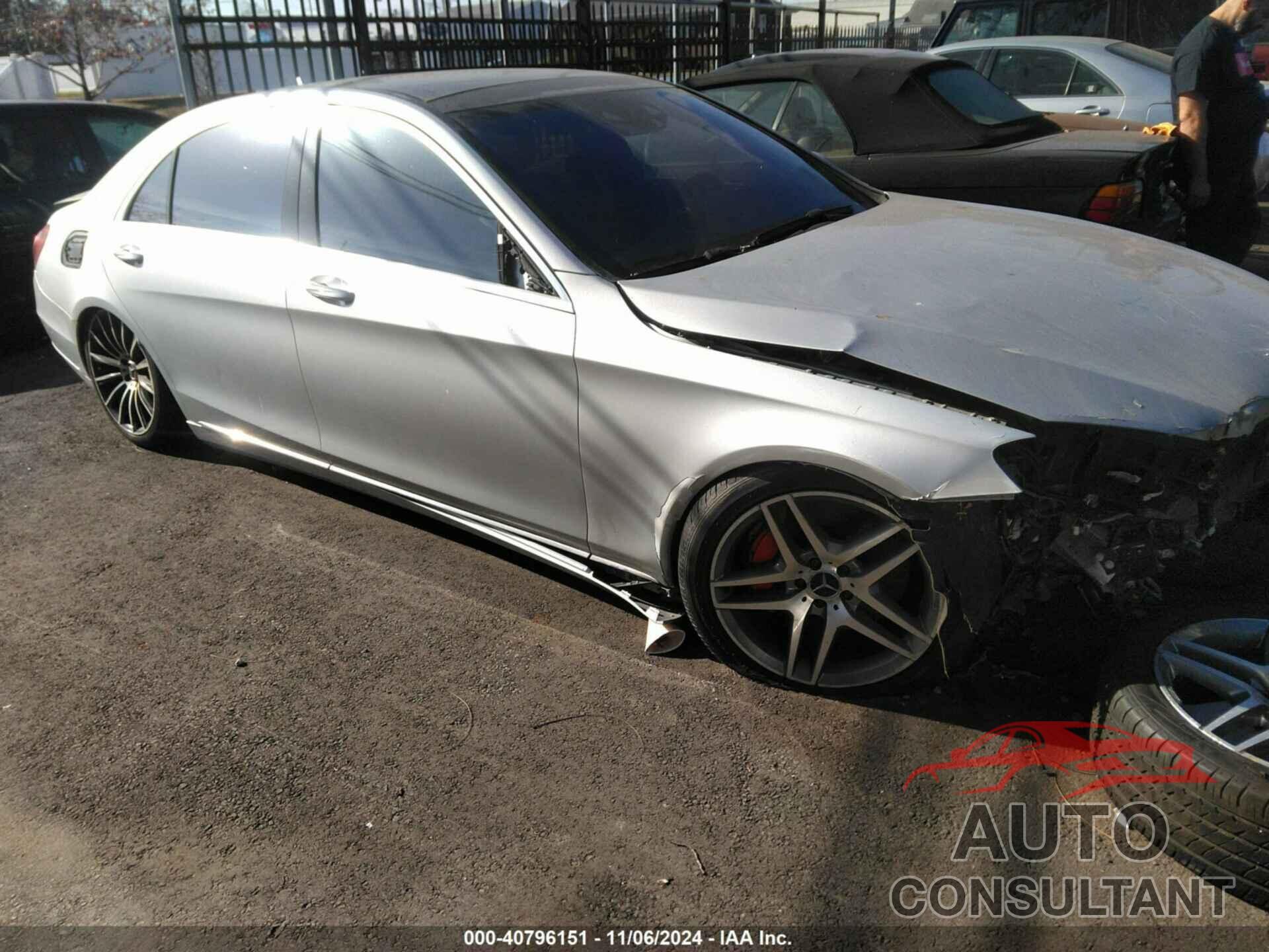 MERCEDES-BENZ S 550 2015 - WDDUG8FB6FA177505