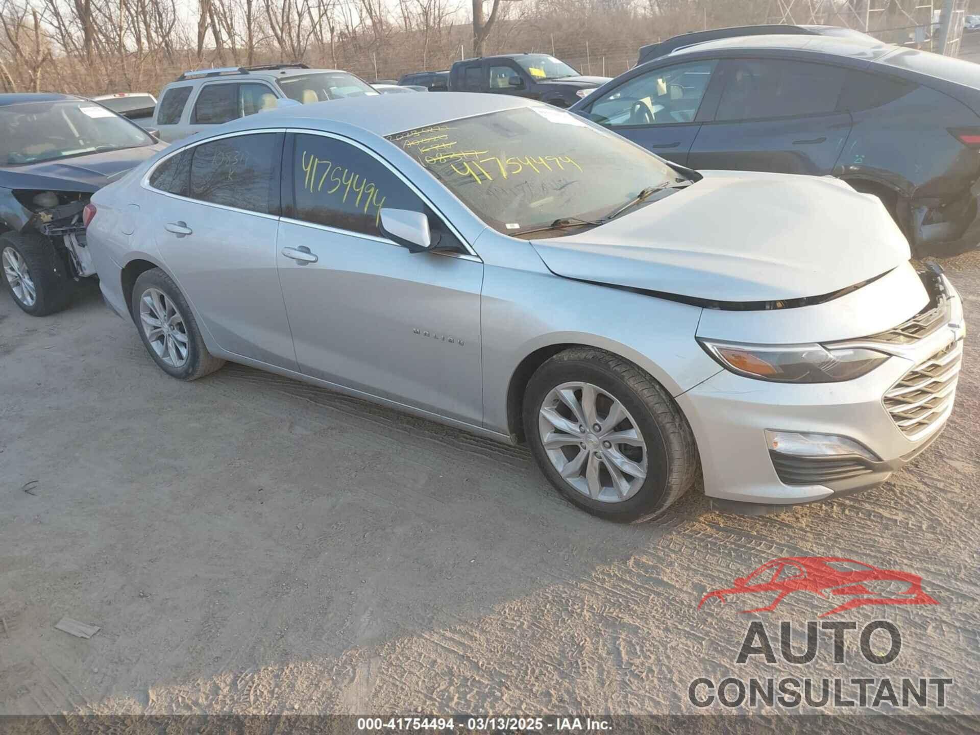 CHEVROLET MALIBU 2020 - 1G1ZD5ST5LF108317