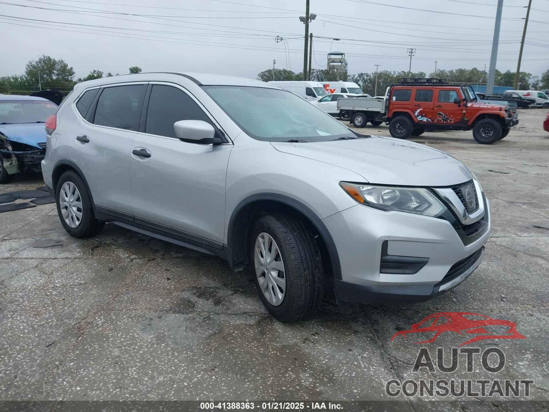 NISSAN ROGUE 2017 - 5N1AT2MT9HC862702