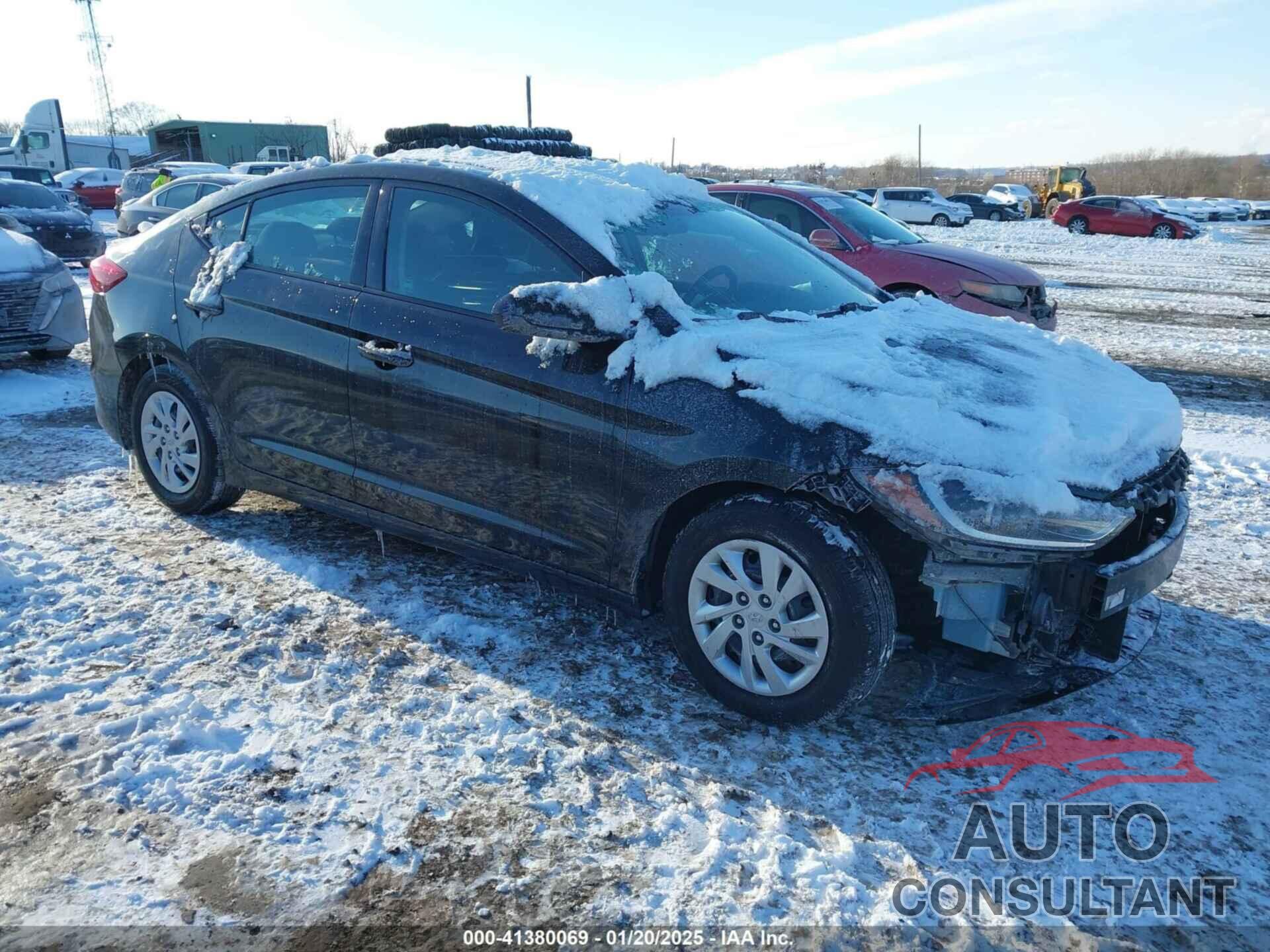 HYUNDAI ELANTRA 2018 - 5NPD74LF2JH242796