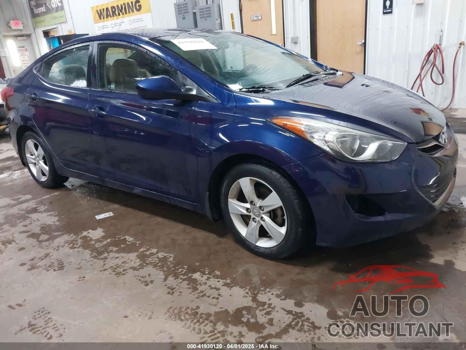 HYUNDAI ELANTRA 2013 - 5NPDH4AE8DH334085